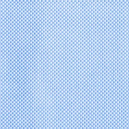 Nahaufnahme der markanten Korbgeflecht-Textur von blau-weißem Oxford-Stoff für smarte Maßhemden, Atelier Burcu in Essen-Werden.