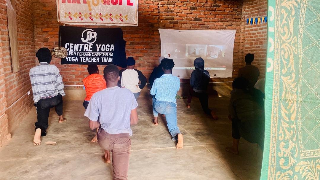 Teacher training session streaming from Boston to Malawi