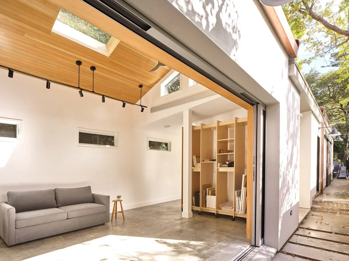 280oakdale_studio_04.webp