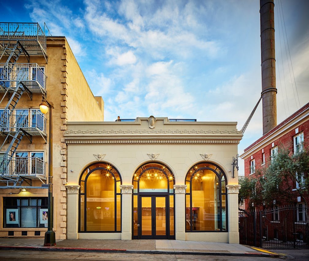 907-post-exterior-front-horiz.jpg