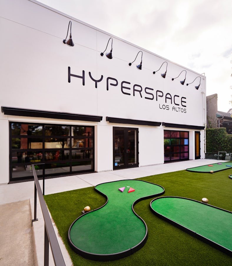 hyperspace_ext_01.jpg