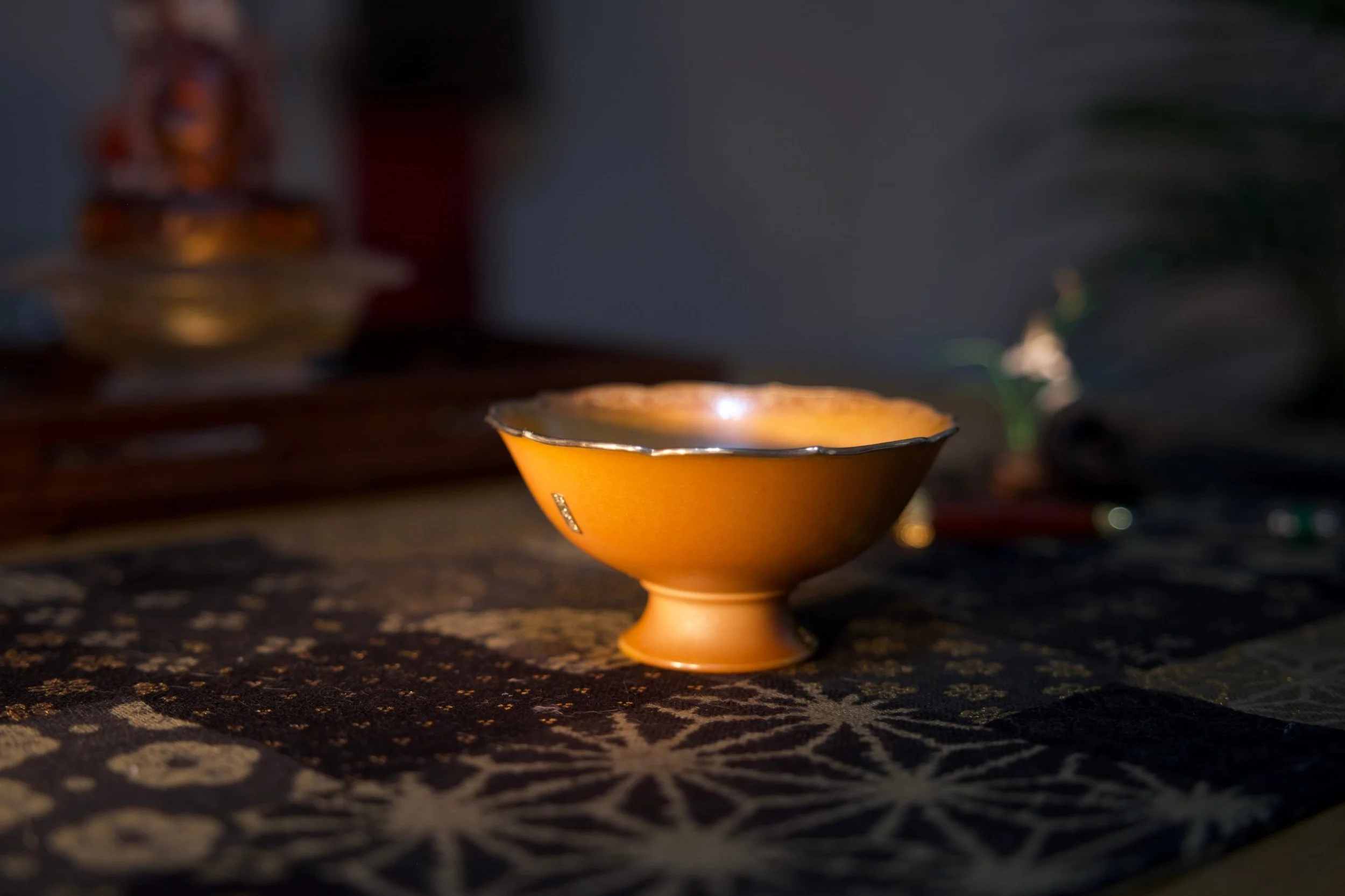 lobed-amber-5.jpg