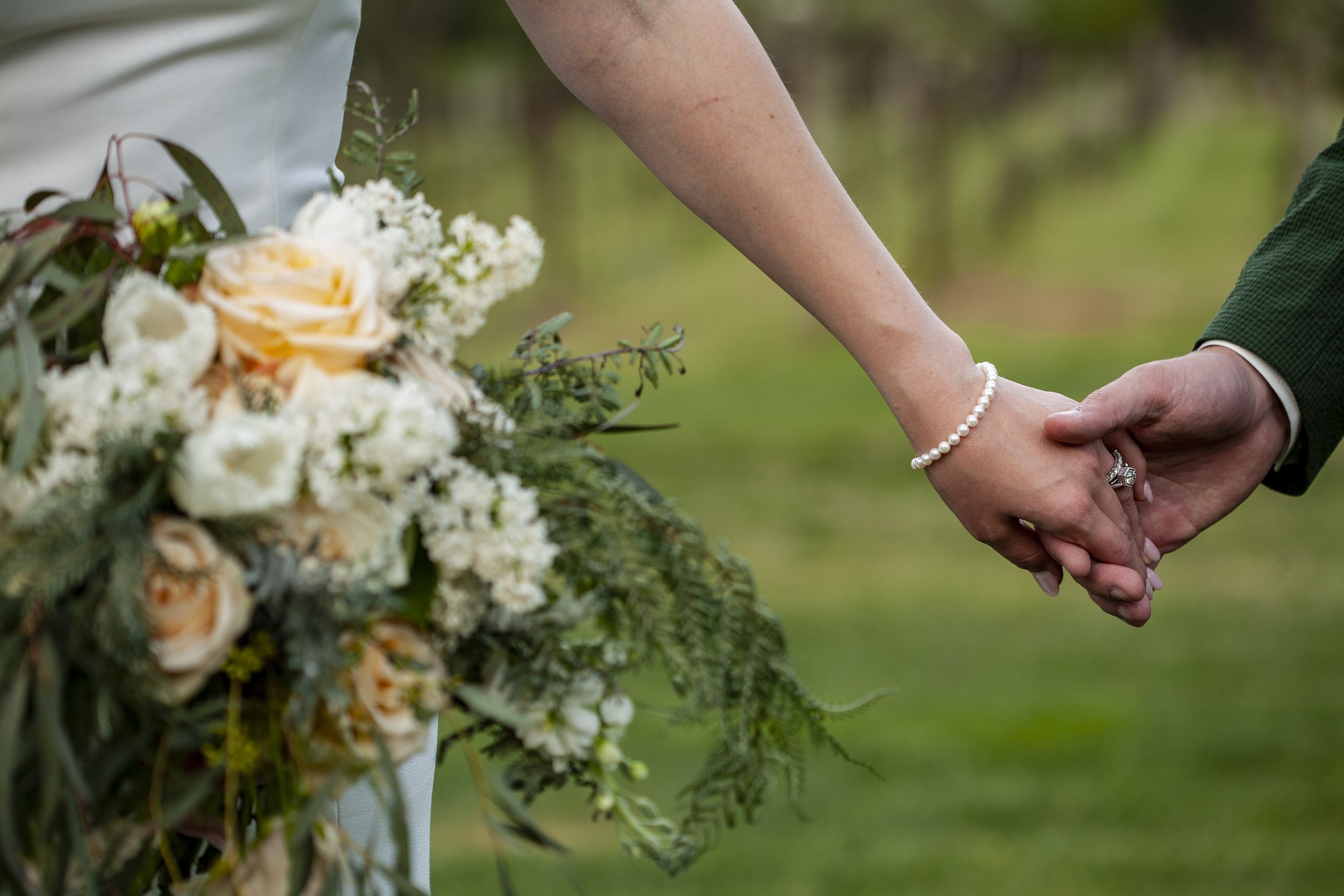 bettys-creek-vineyard-wedding197.jpg