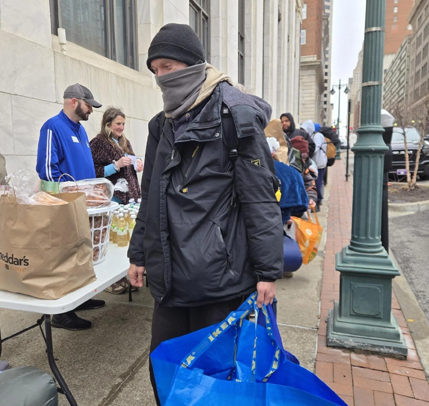 Helping Street Support KC Provide 100 Pairs of Reading Glasses