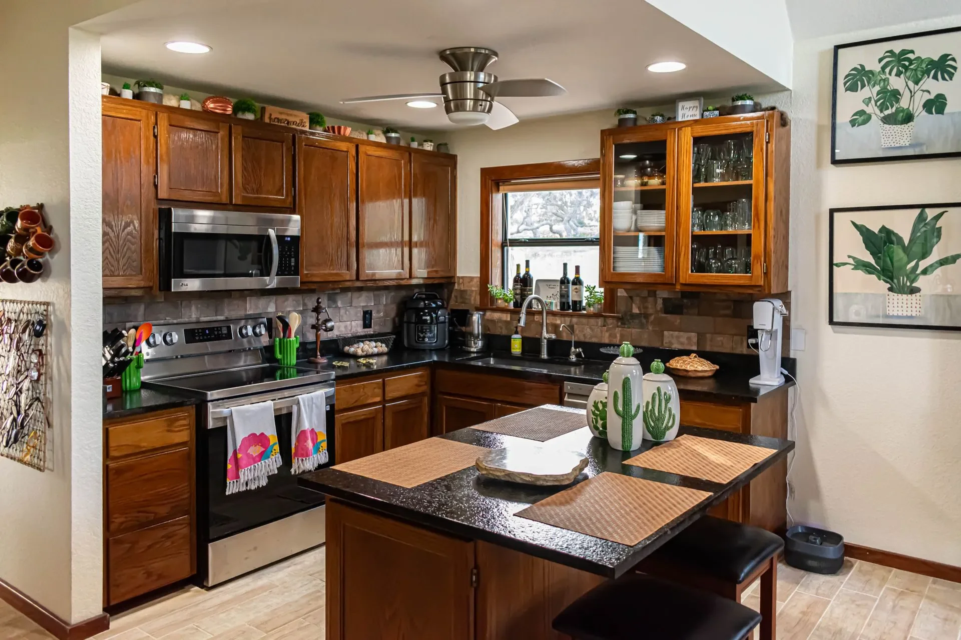 main+kitchen-1920w.webp