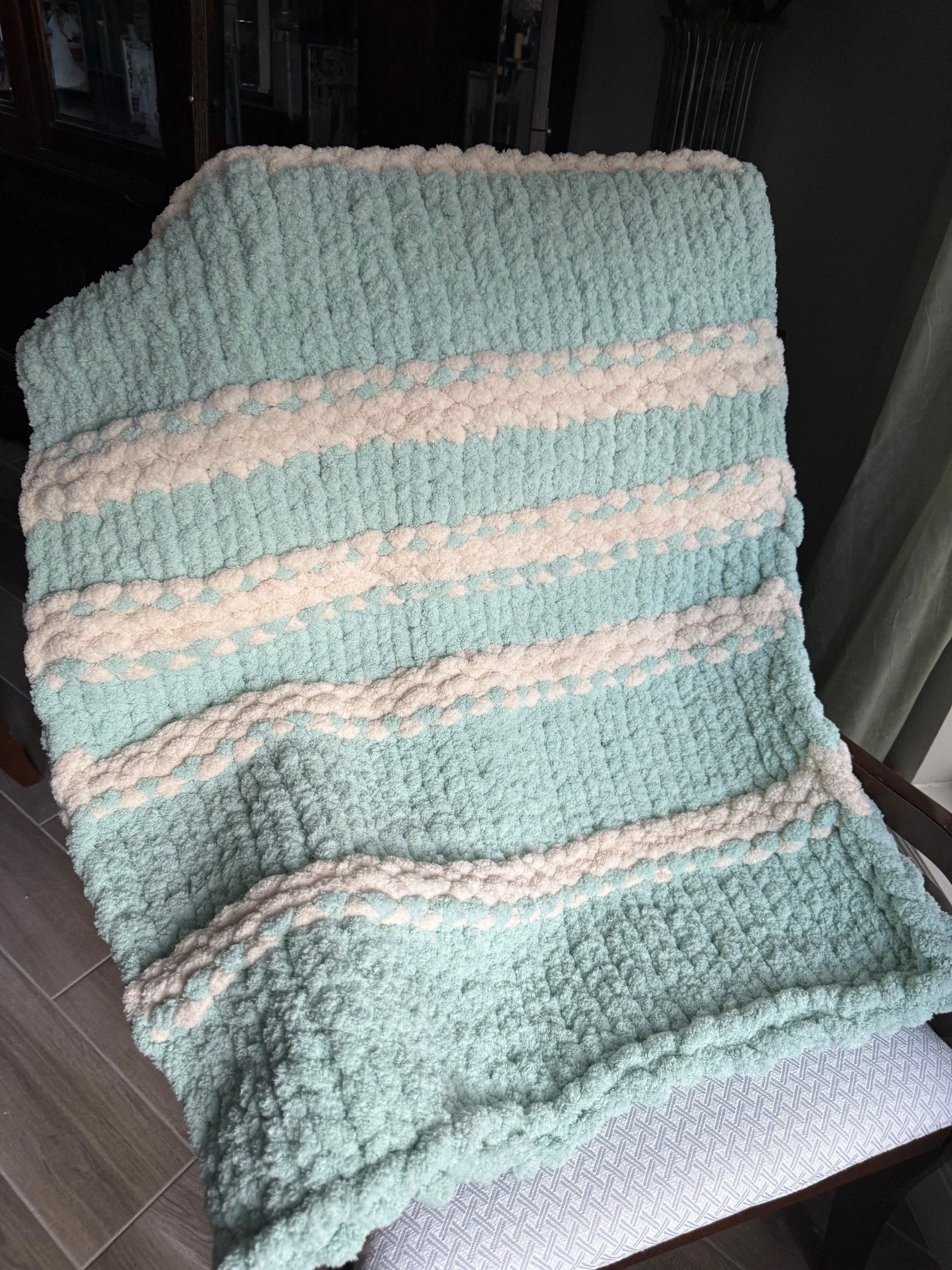 Mint & Ivory Ribbons