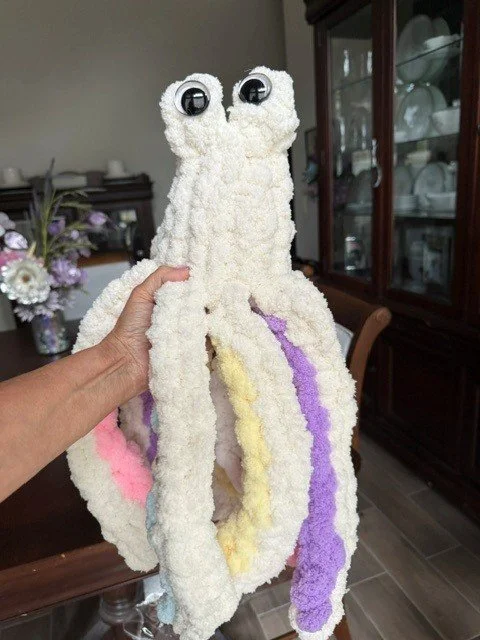 Ollie the Octopus 4(1).jpg