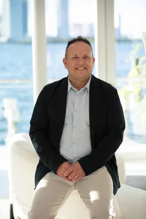 Avi Horowitz, real estate agent with RARE Real Estate, LLC