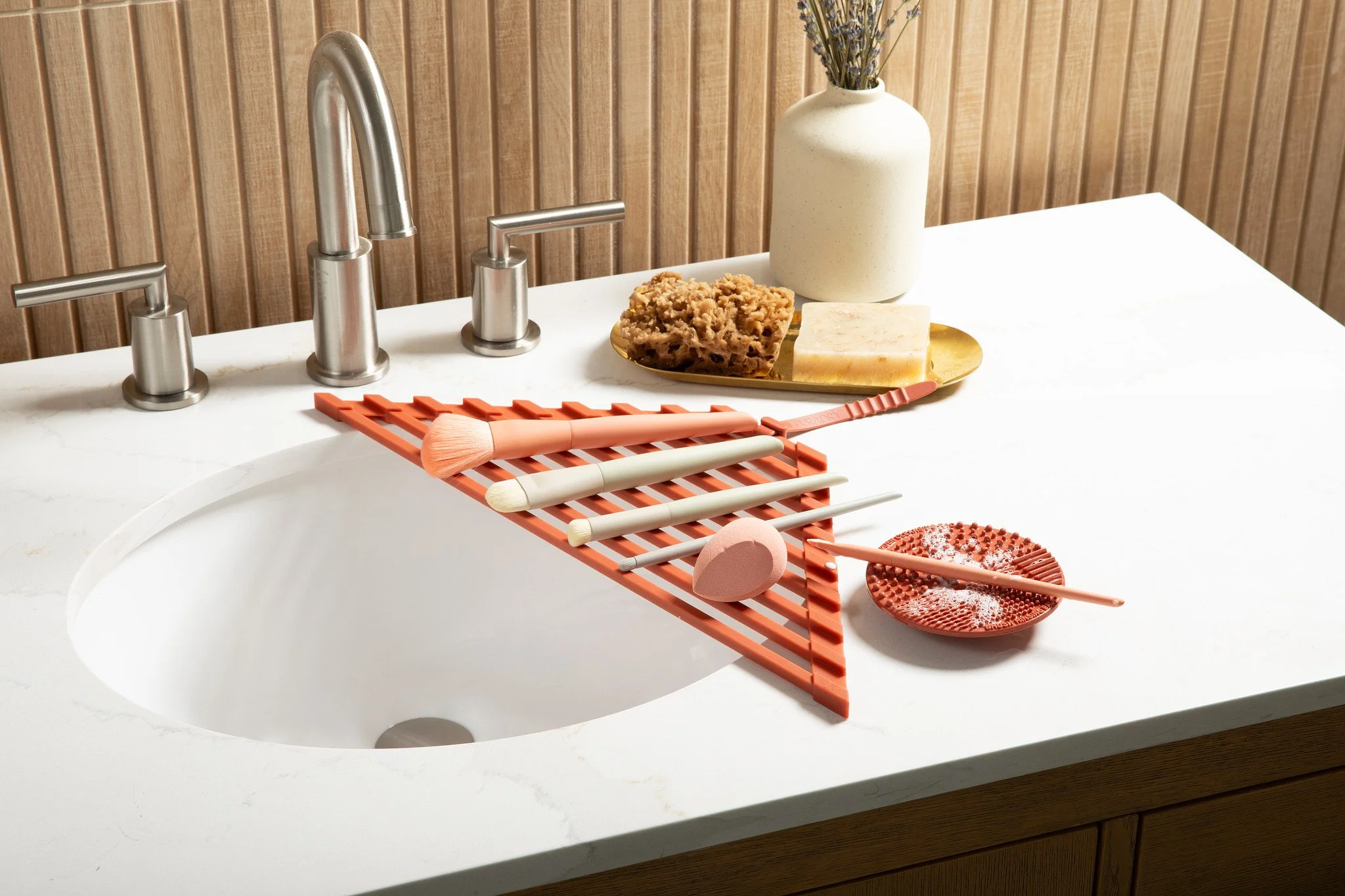 PURADRY_Makeup_Brush_Drying_Rack_Cleaning_Pad.jpg