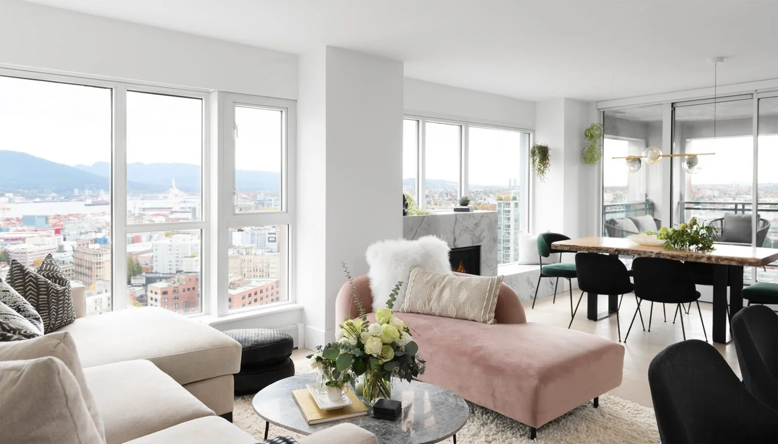 A Gastown condo kitchen gets a dual-personality makeover