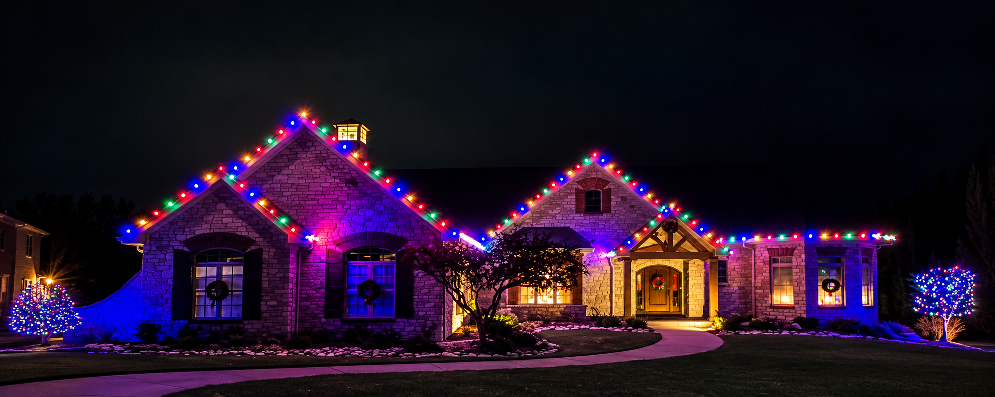 wide_nighttime_exterior_scene_of_the_same_house_as.png