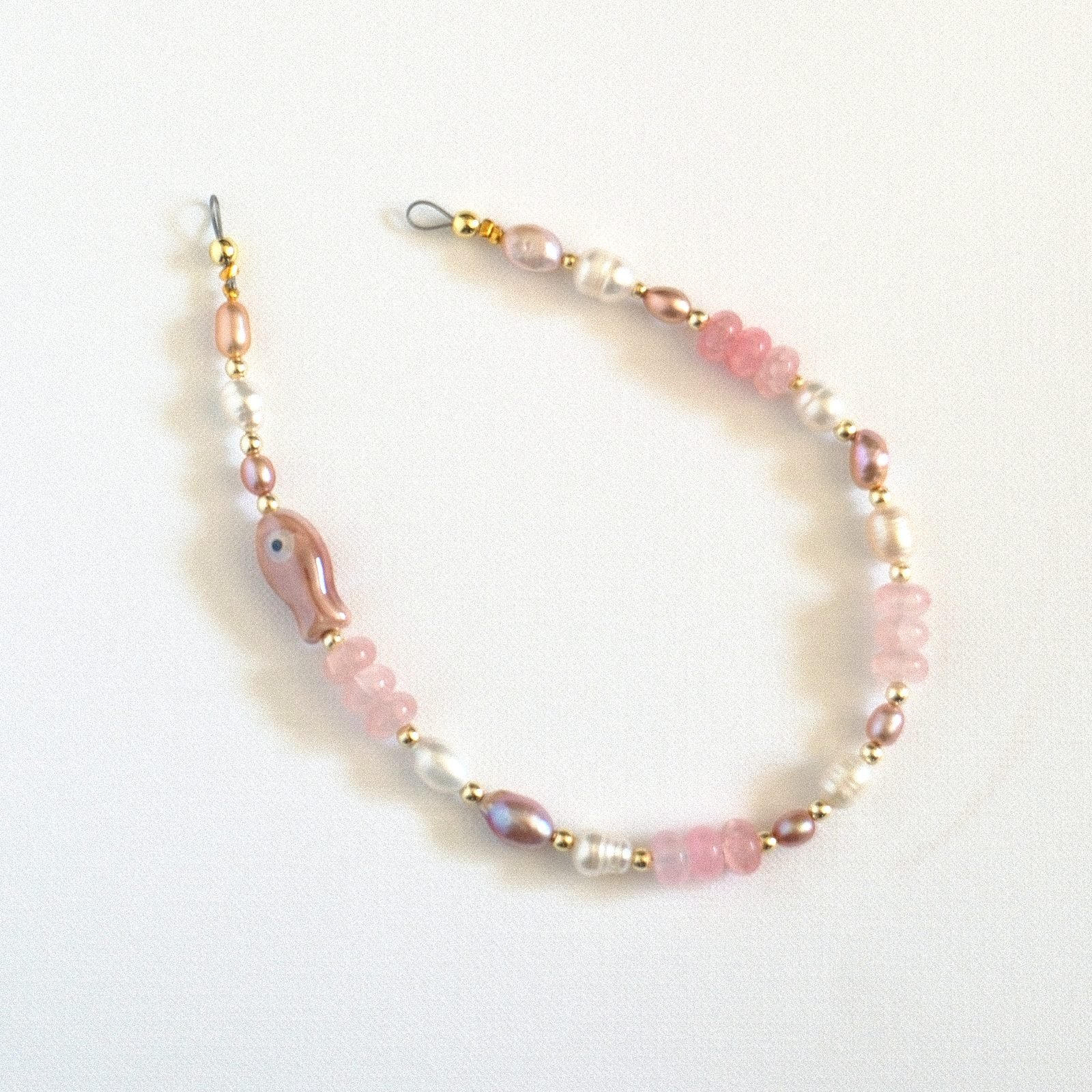 the pearl fish — beaded phone charm