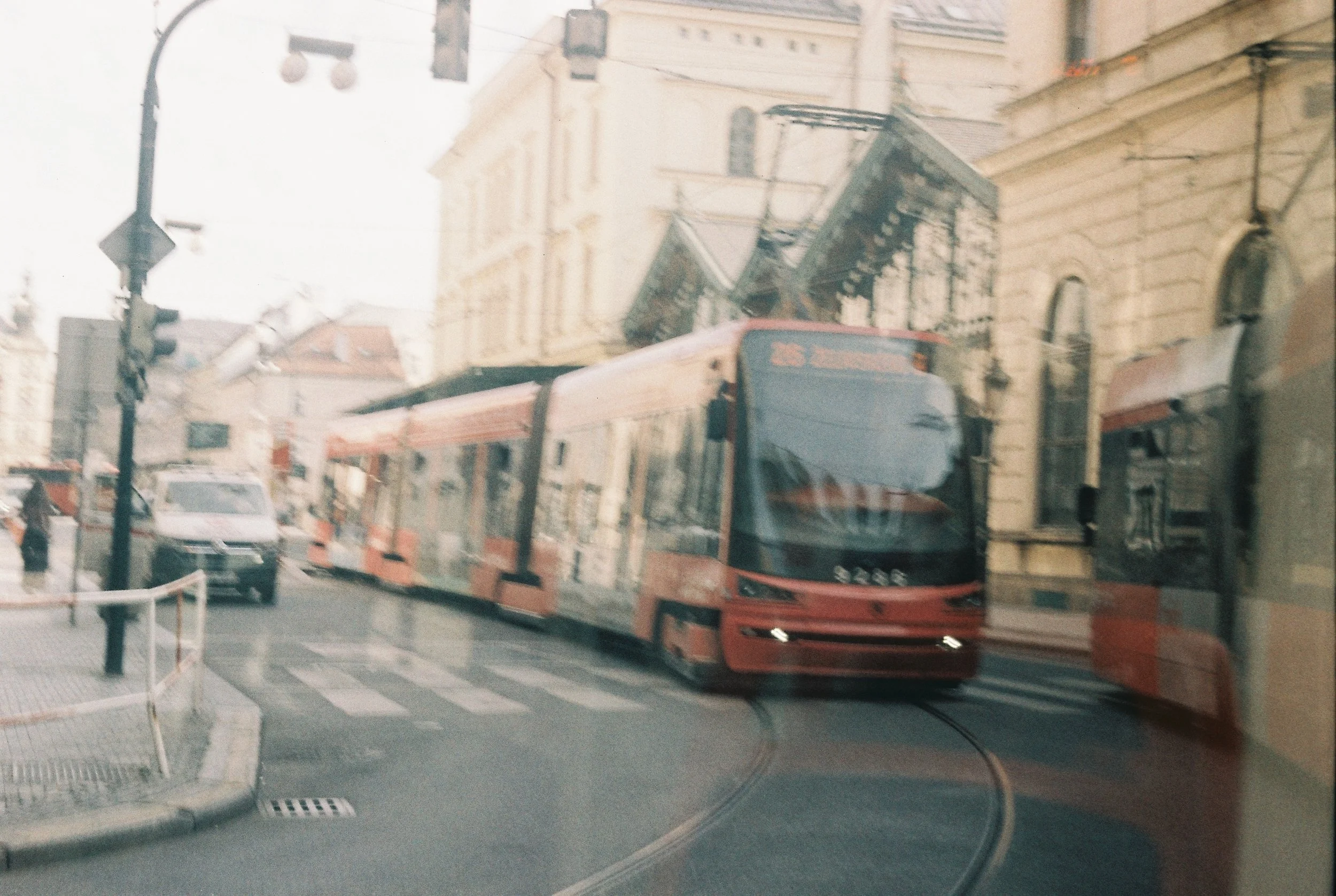 R1-00785-0000.JPG