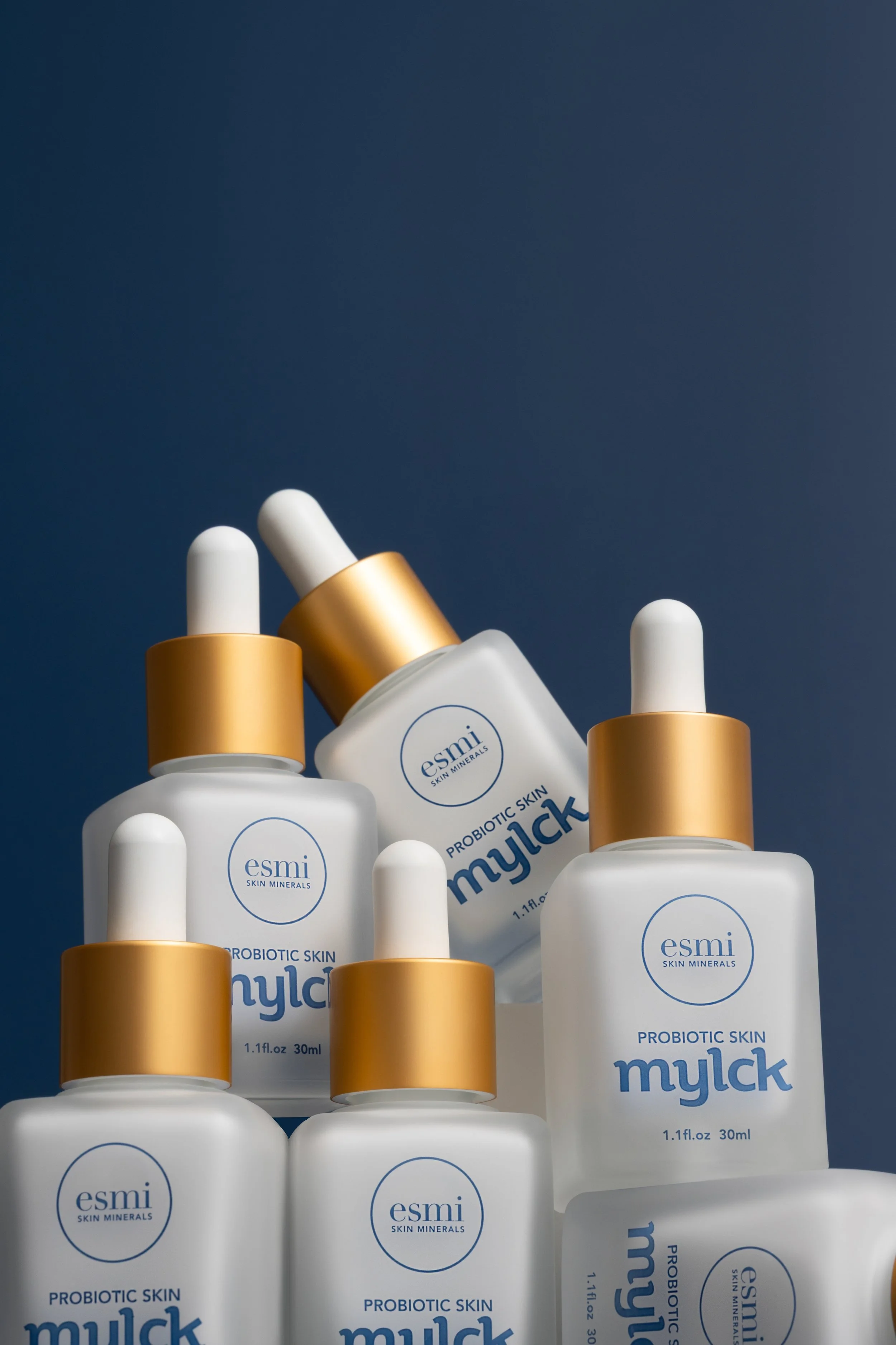 EsmiProjectWhite_Serum021.jpeg