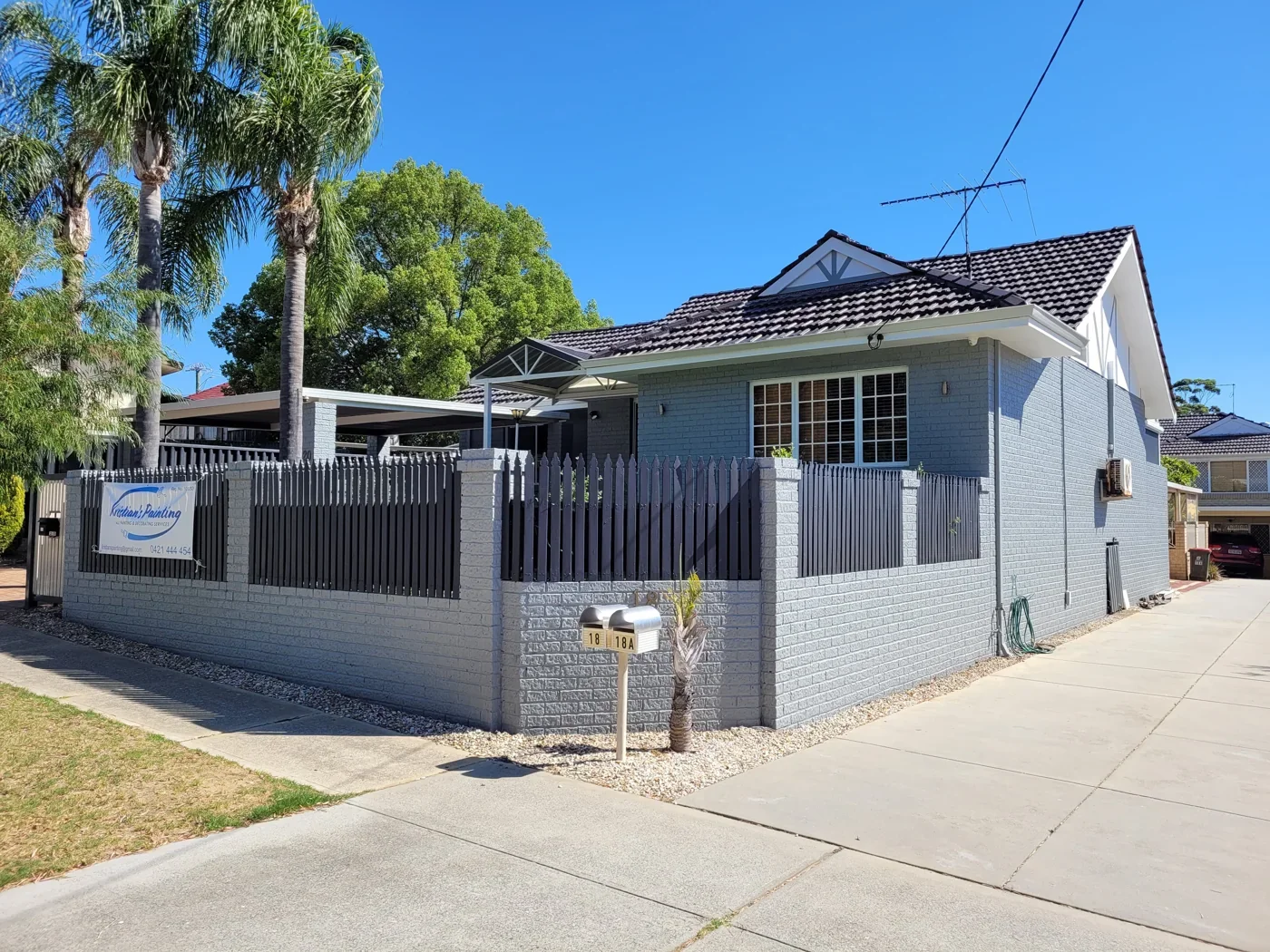 Grey exterior repaint of a Perth corner home by Kristian’s Painting