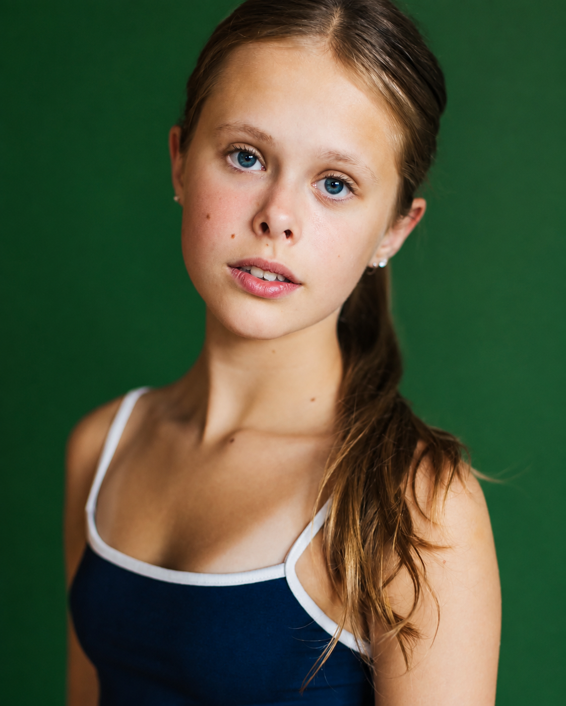 Amelia, 12