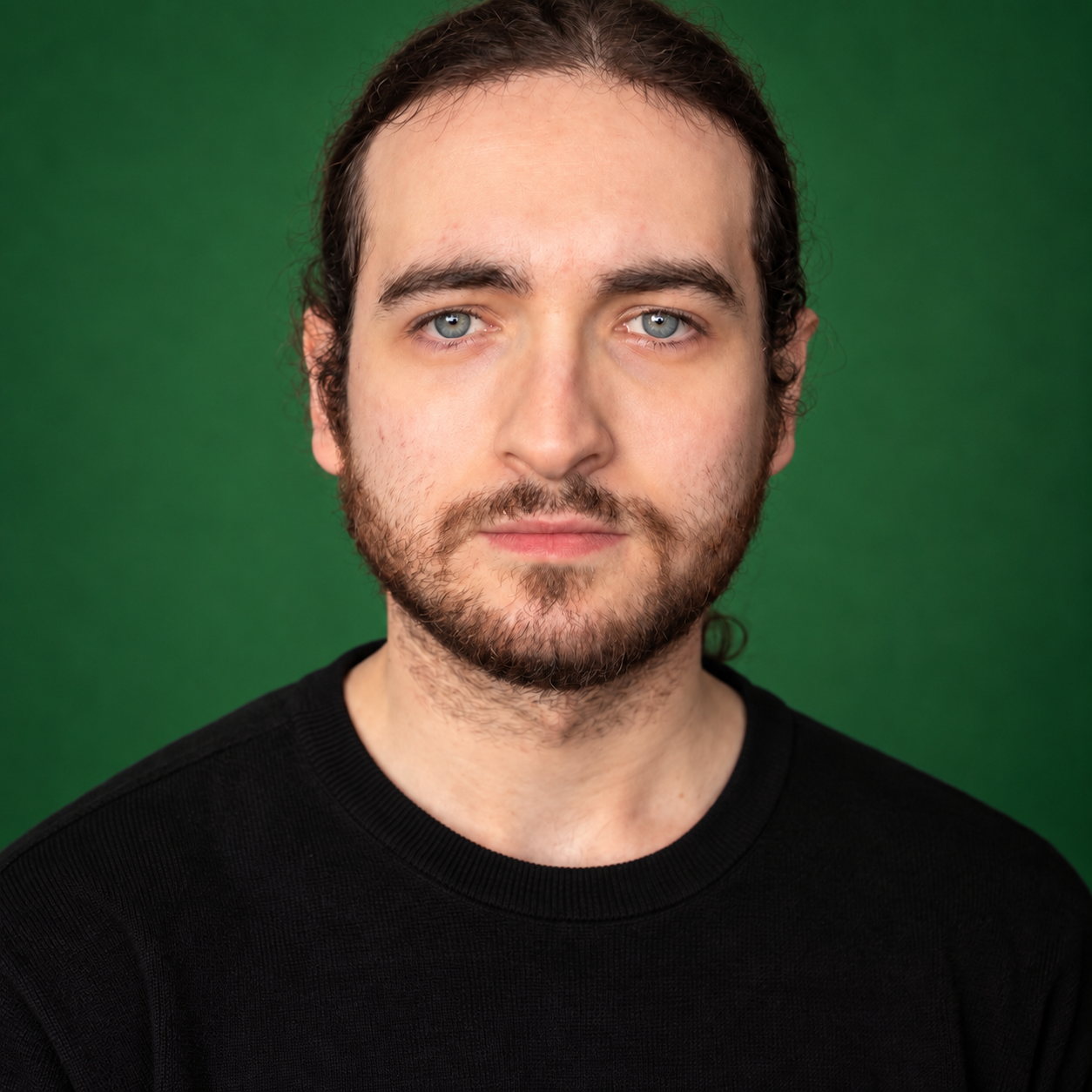 Roan, 22