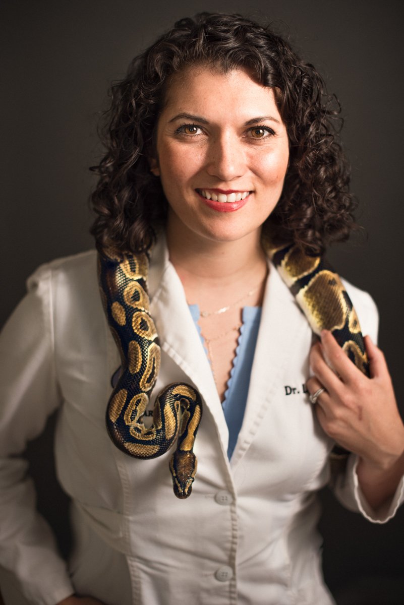 dr-lacy-gilmer-gilmurray-veterinarian-1web.jpg