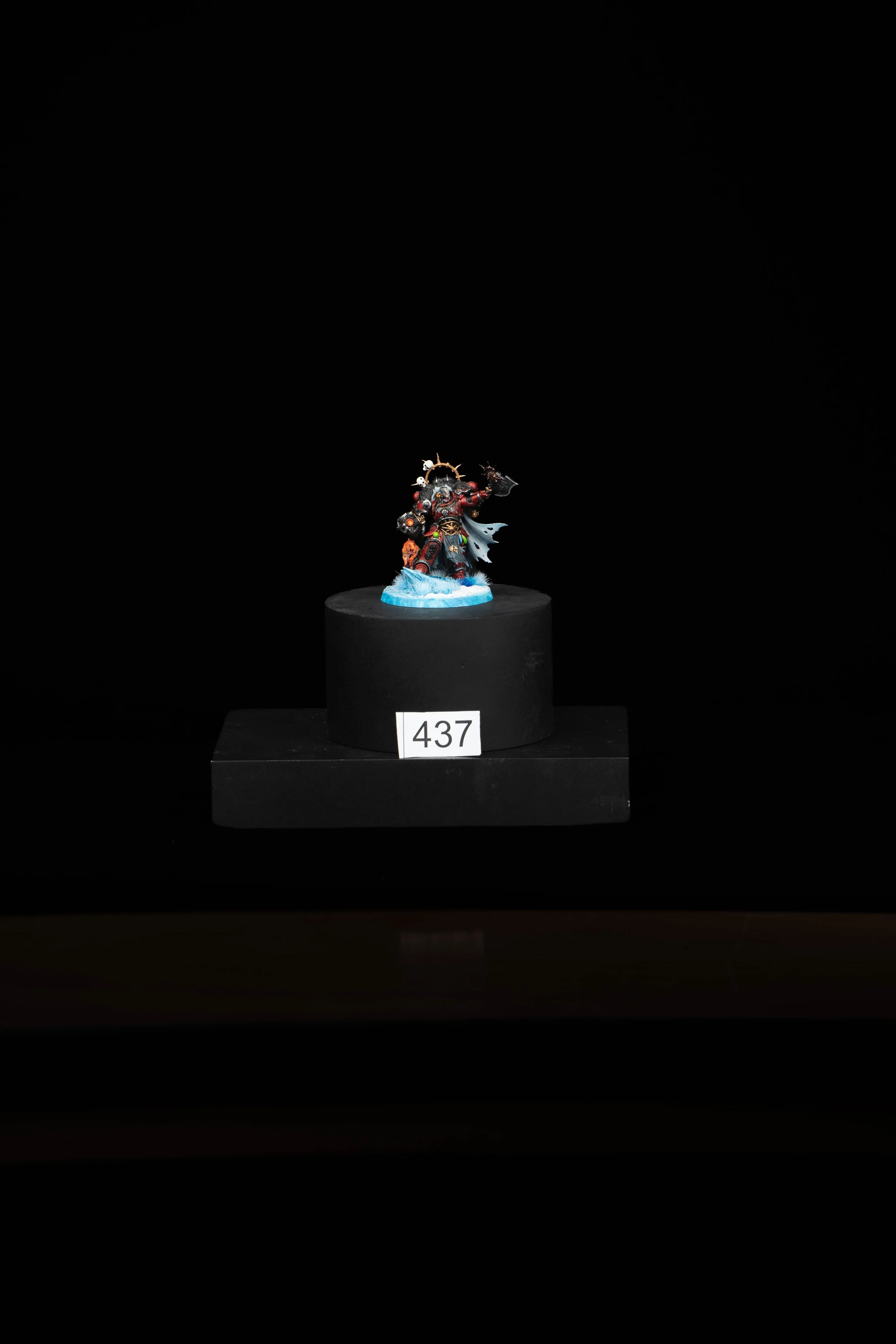 437.jpg