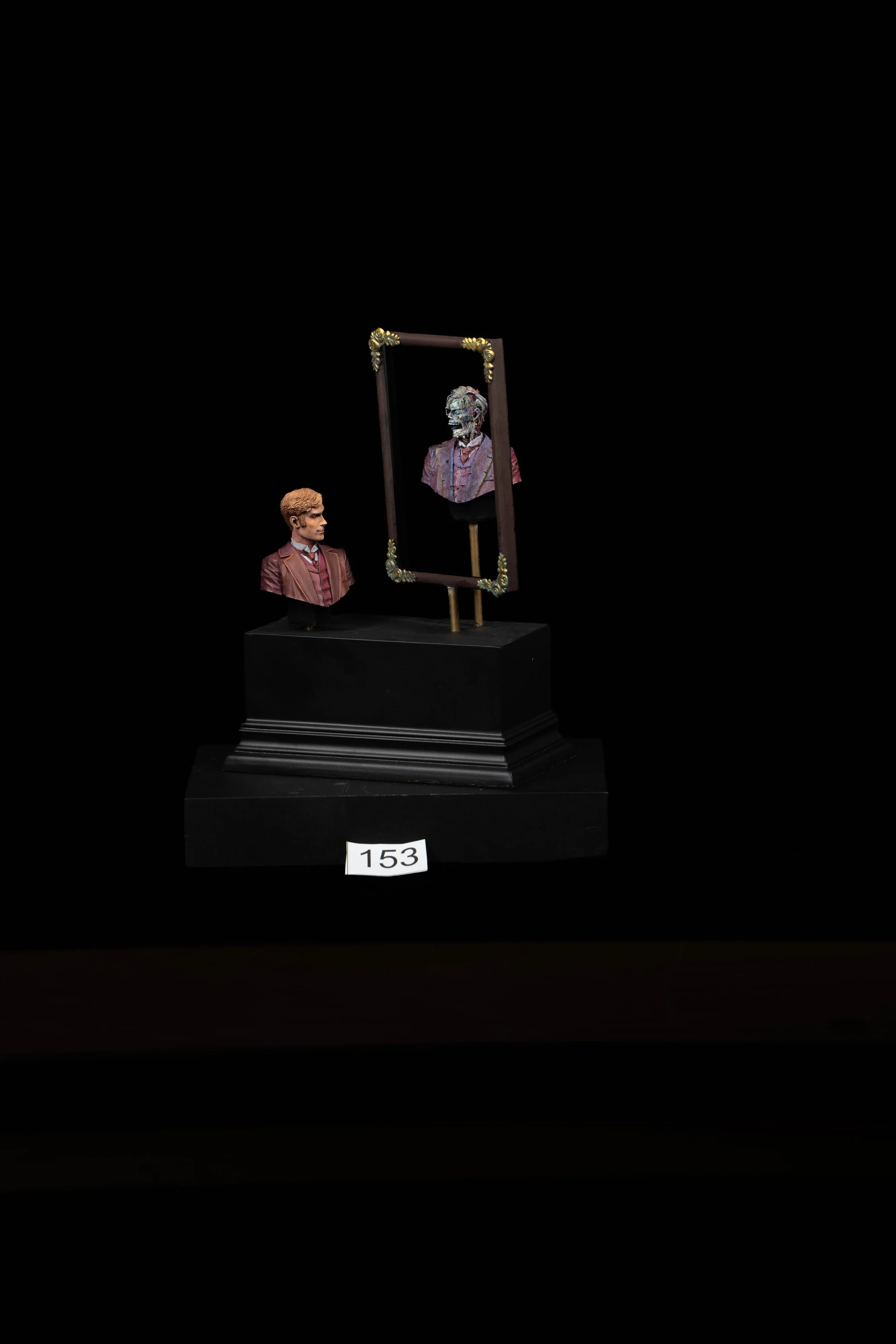 153.jpg