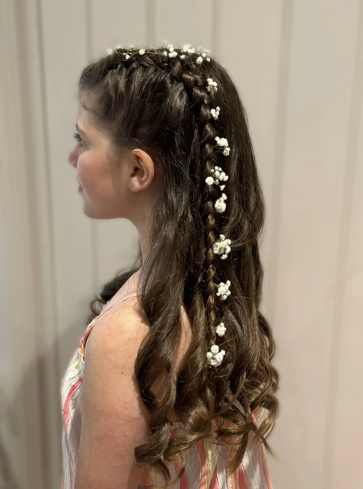 Claire Field Makeup Artist and Hairstylist. Children's hair and makeup. Flower girls