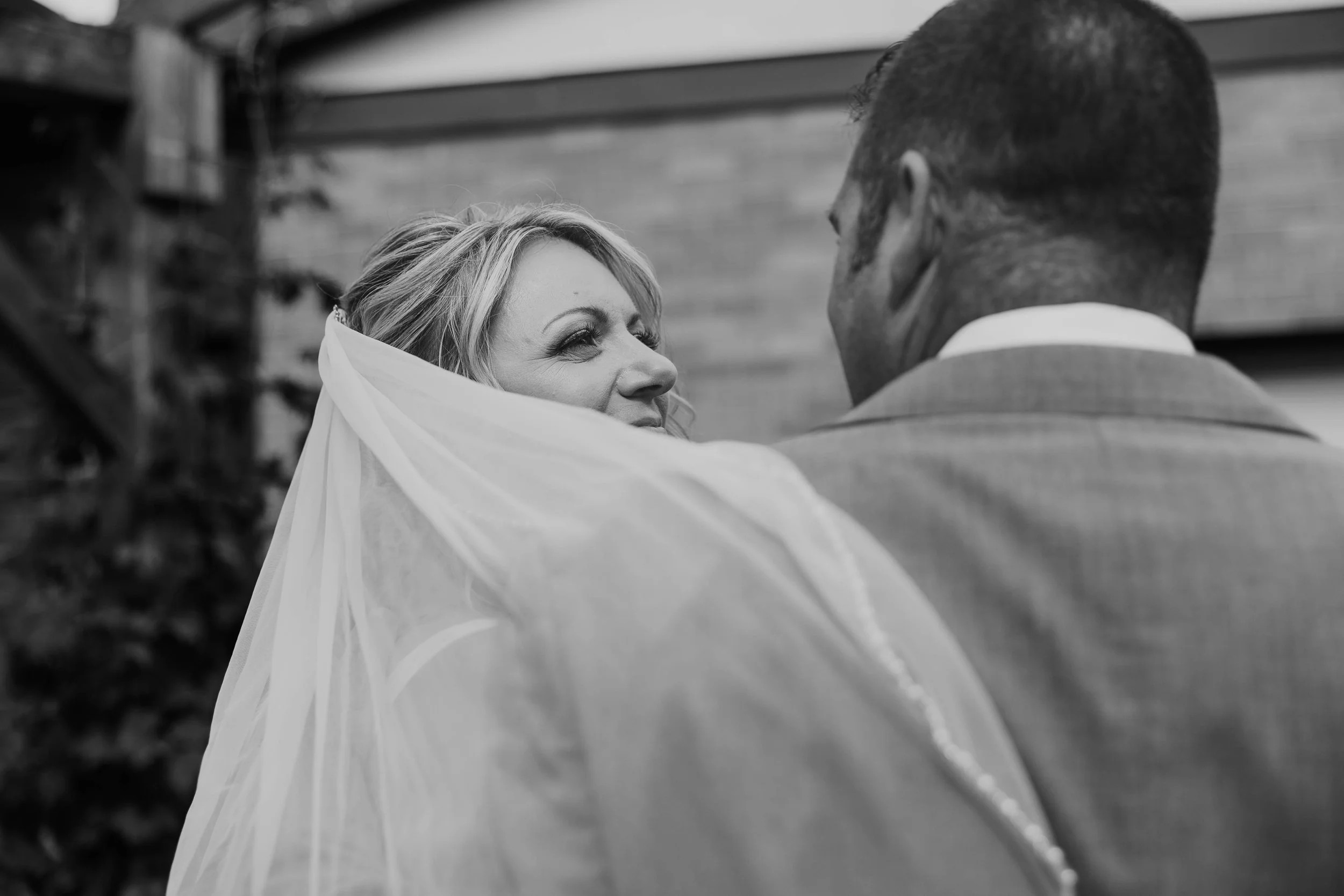 Jess&BryanMNWedding_Grace&GatherCo.-1404.jpg