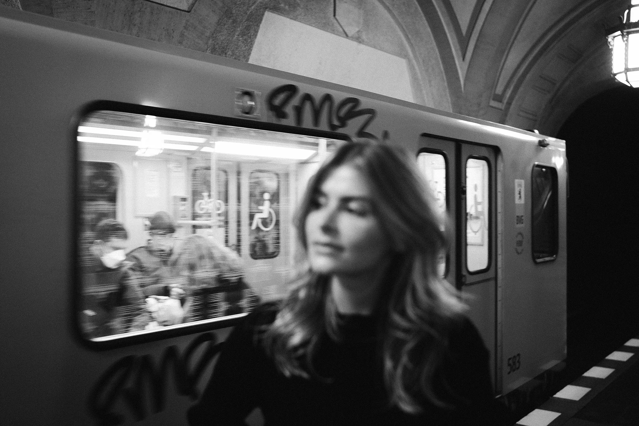 DSC05968-bw.jpg.webp