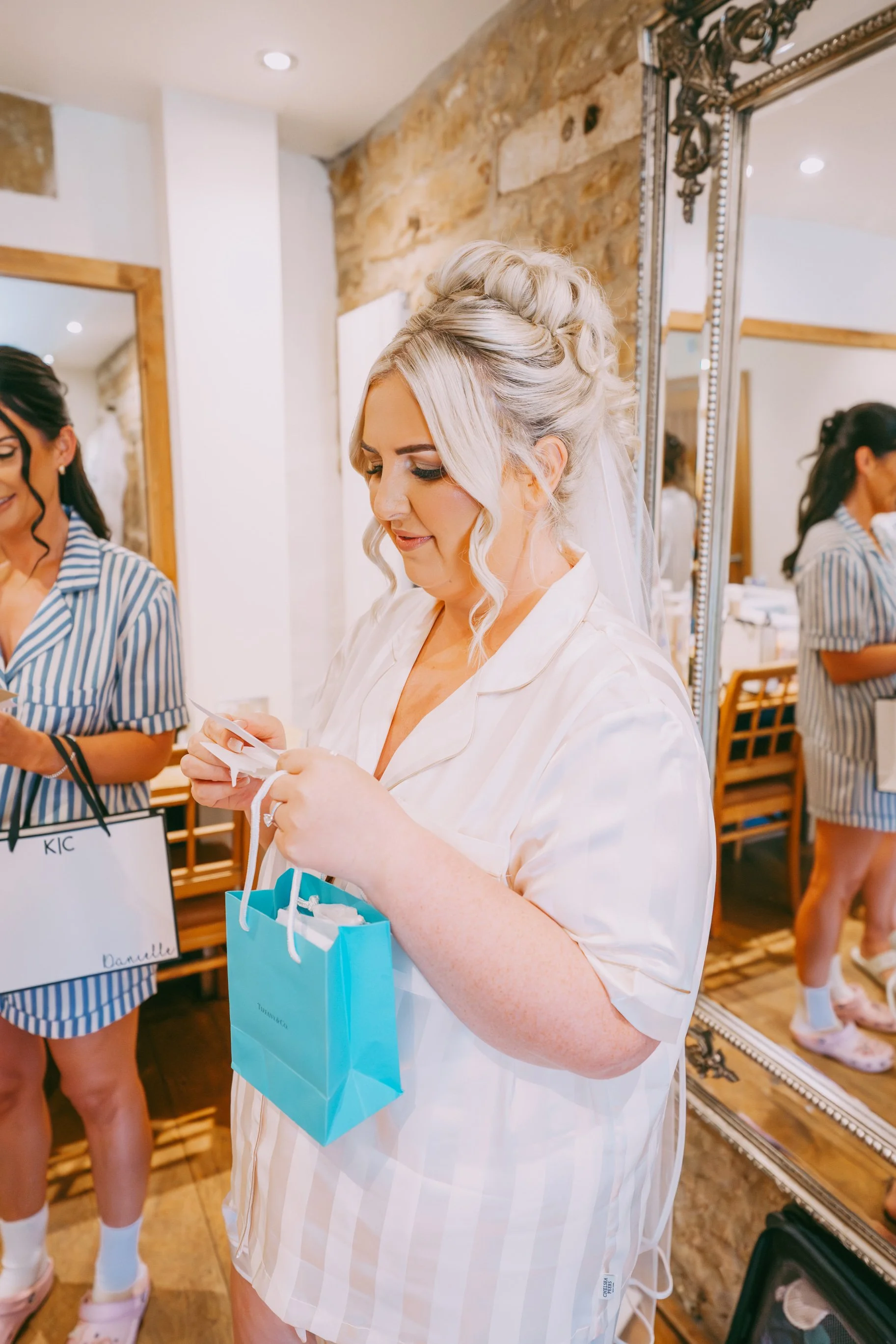 DodfordManor Wedding Day Recommended Wedding photographer (4).jpg