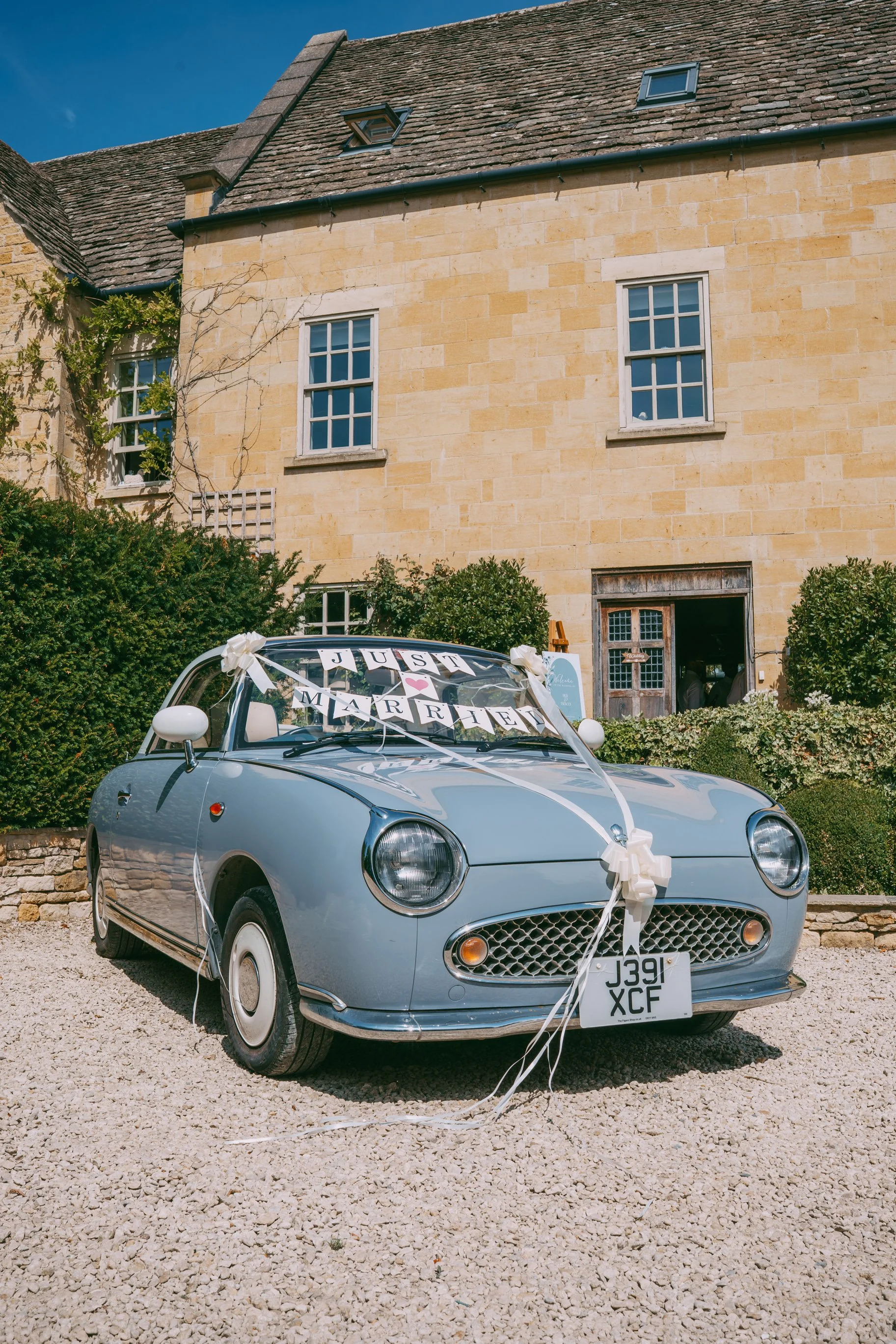 Charingworth House Cotswold gloucestershire wedding  (15).jpg