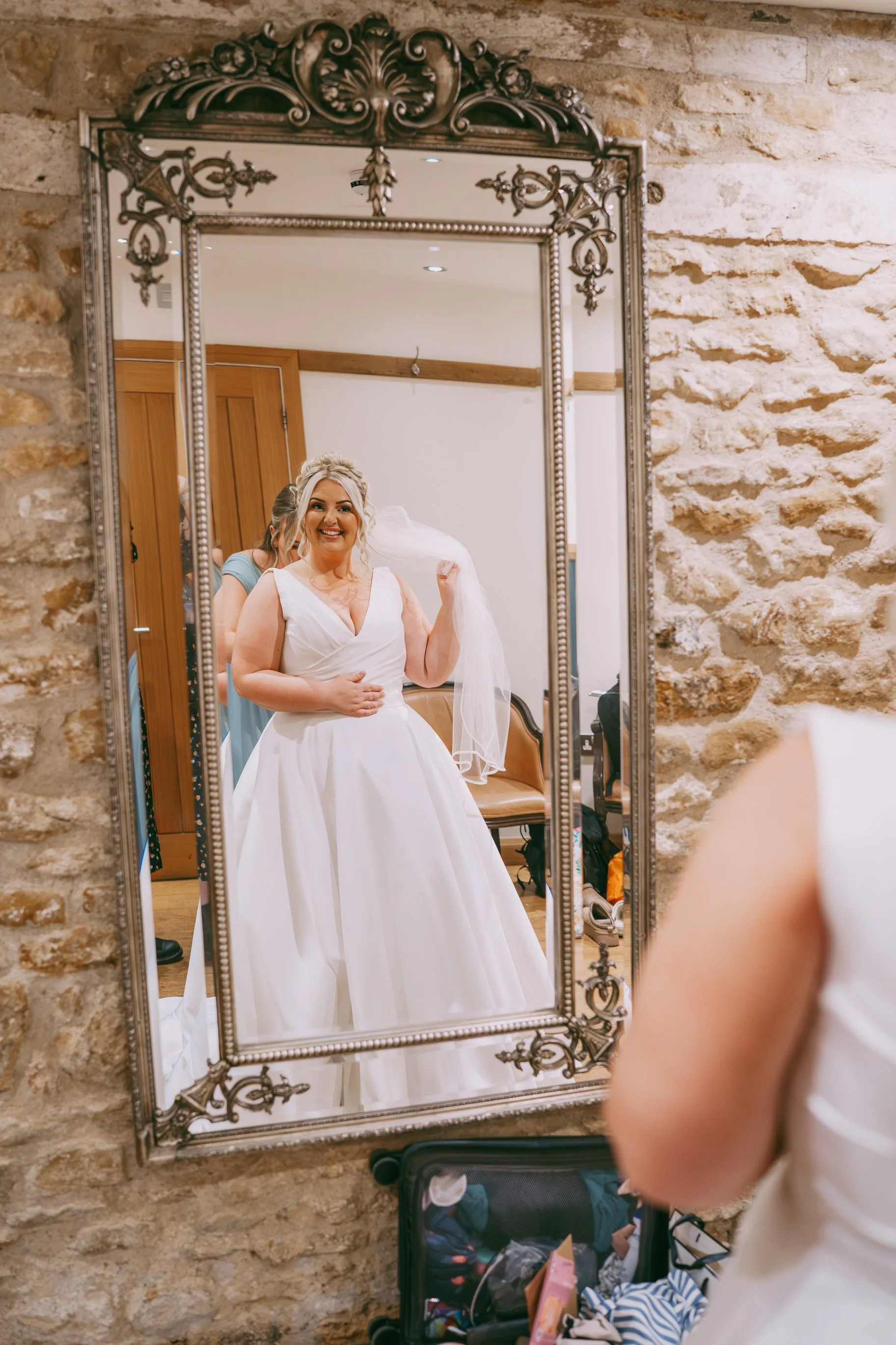 DodfordManor Wedding Day Recommended Wedding photographer (13).jpg