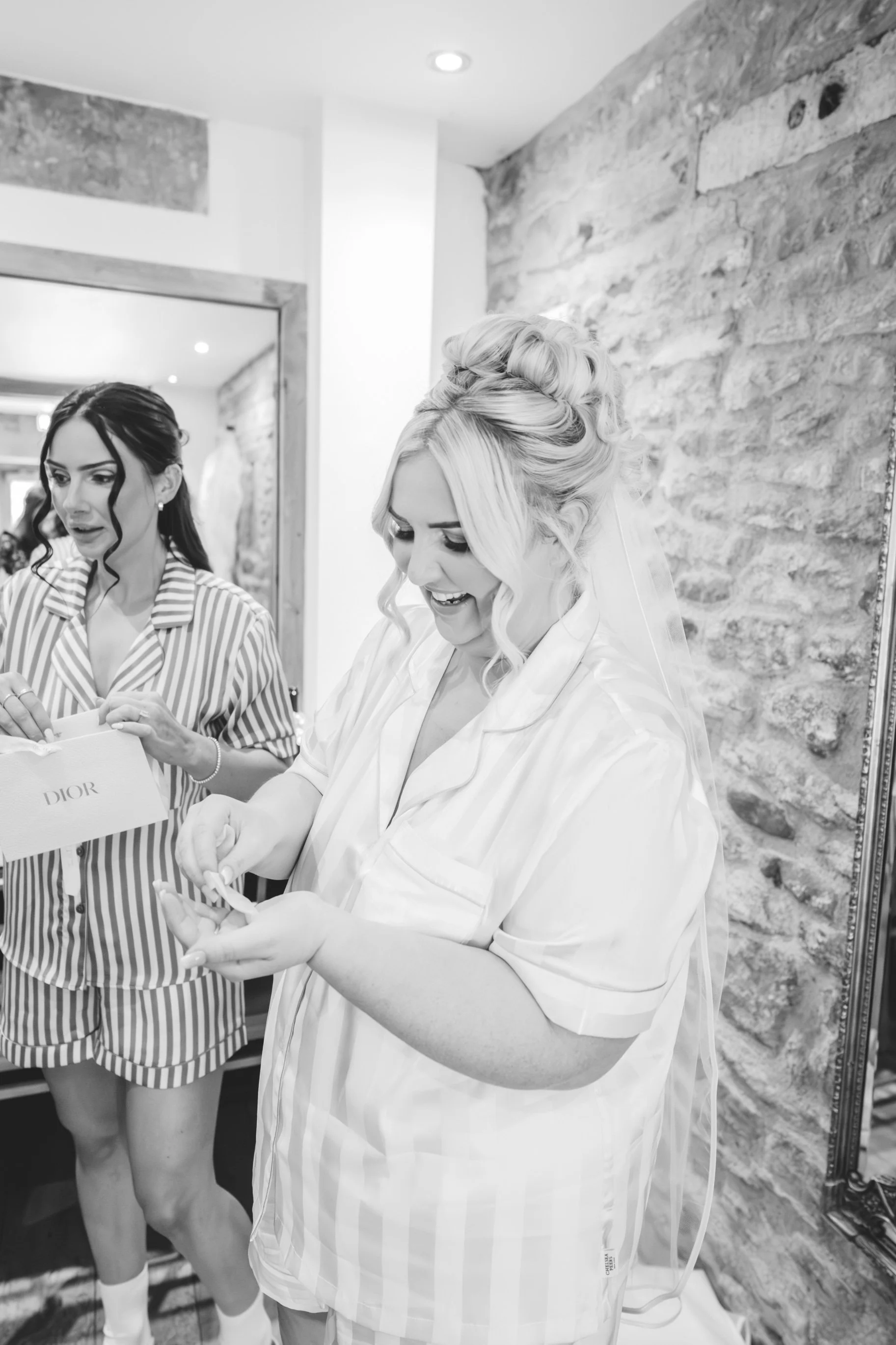 DodfordManor Wedding Day Recommended Wedding photographer (5).jpg