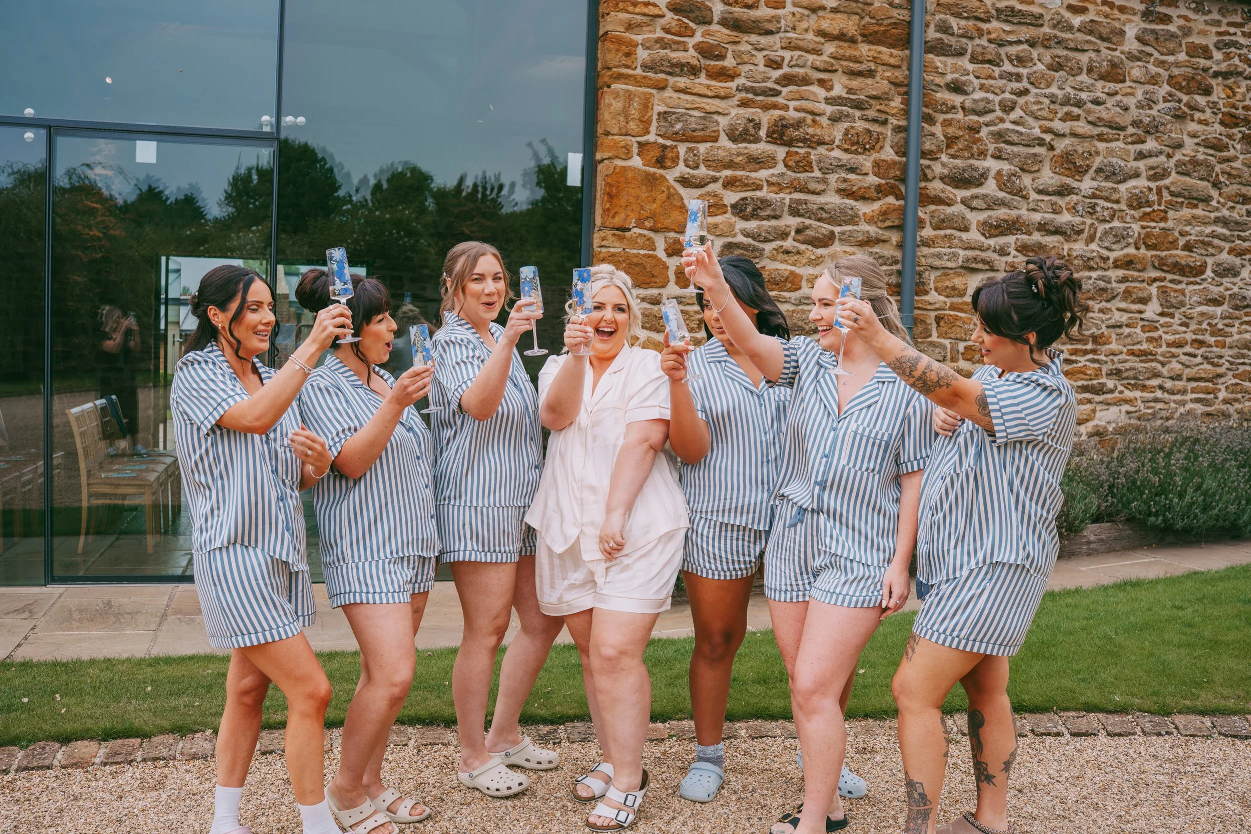 DodfordManor Wedding Day Recommended Wedding photographer (2).jpg