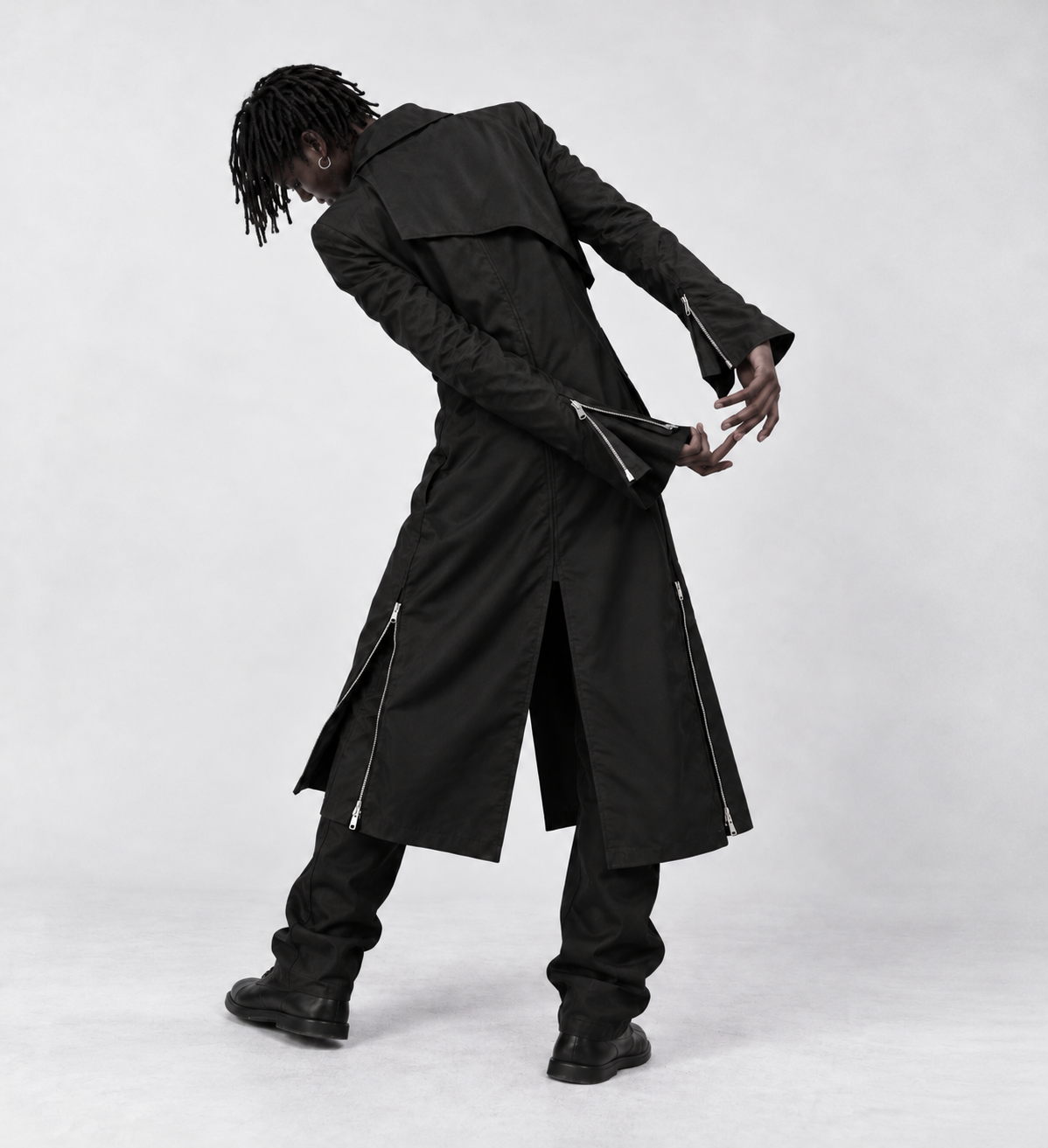 Refined Dreadlocks in Avant-Garde Black.png