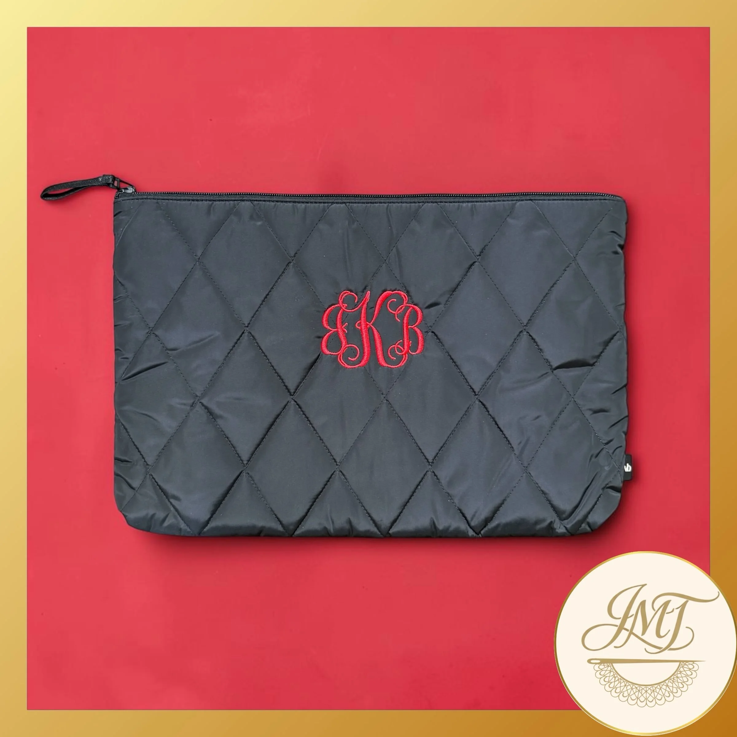 Chic laptop case 👩&zwj;💻🪡🧵