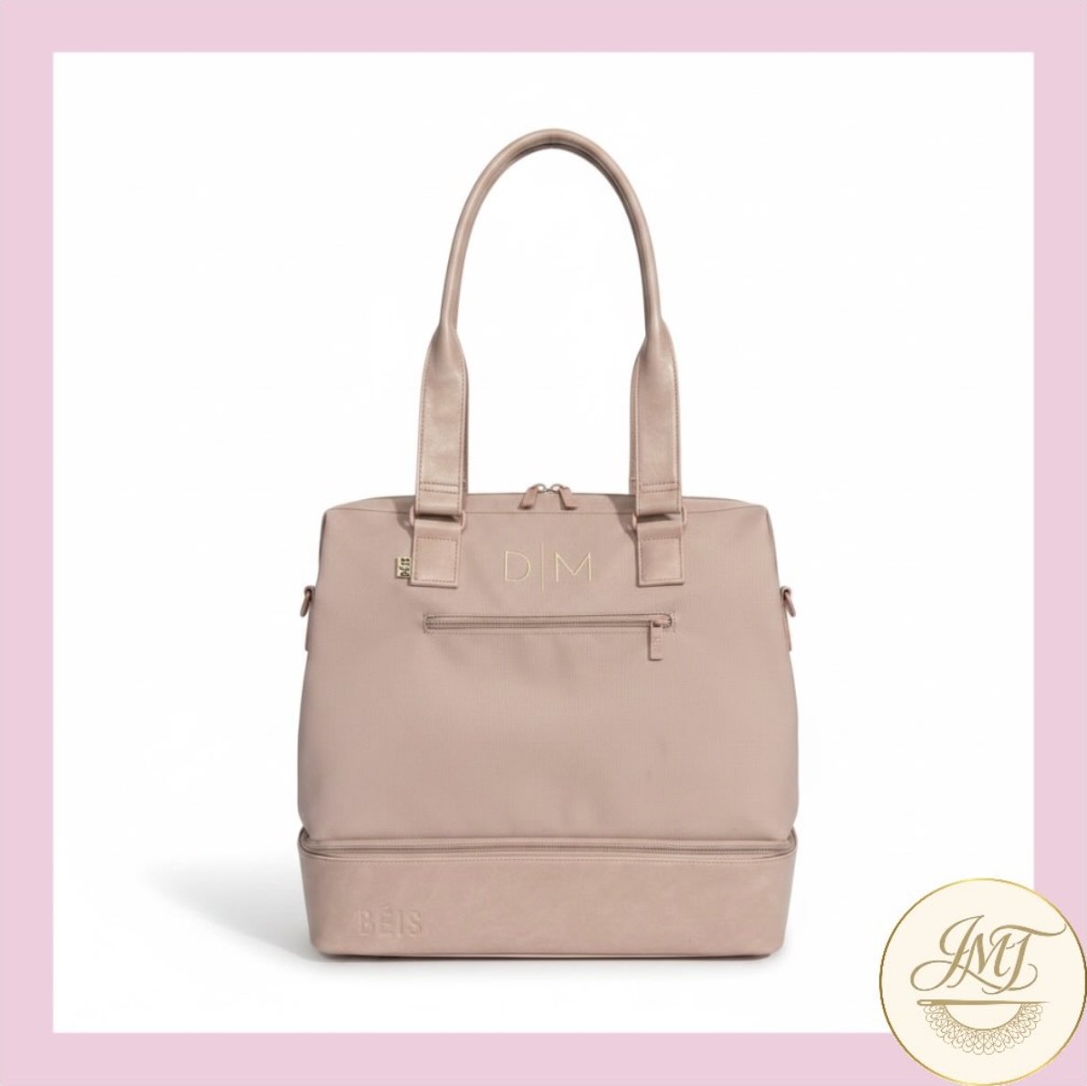 Personalize your bag with stylish initials. 