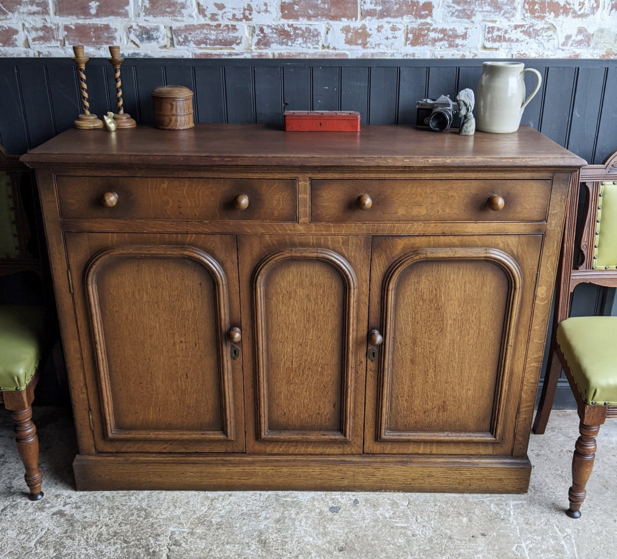 Henrypaintsfurniture, Etsy