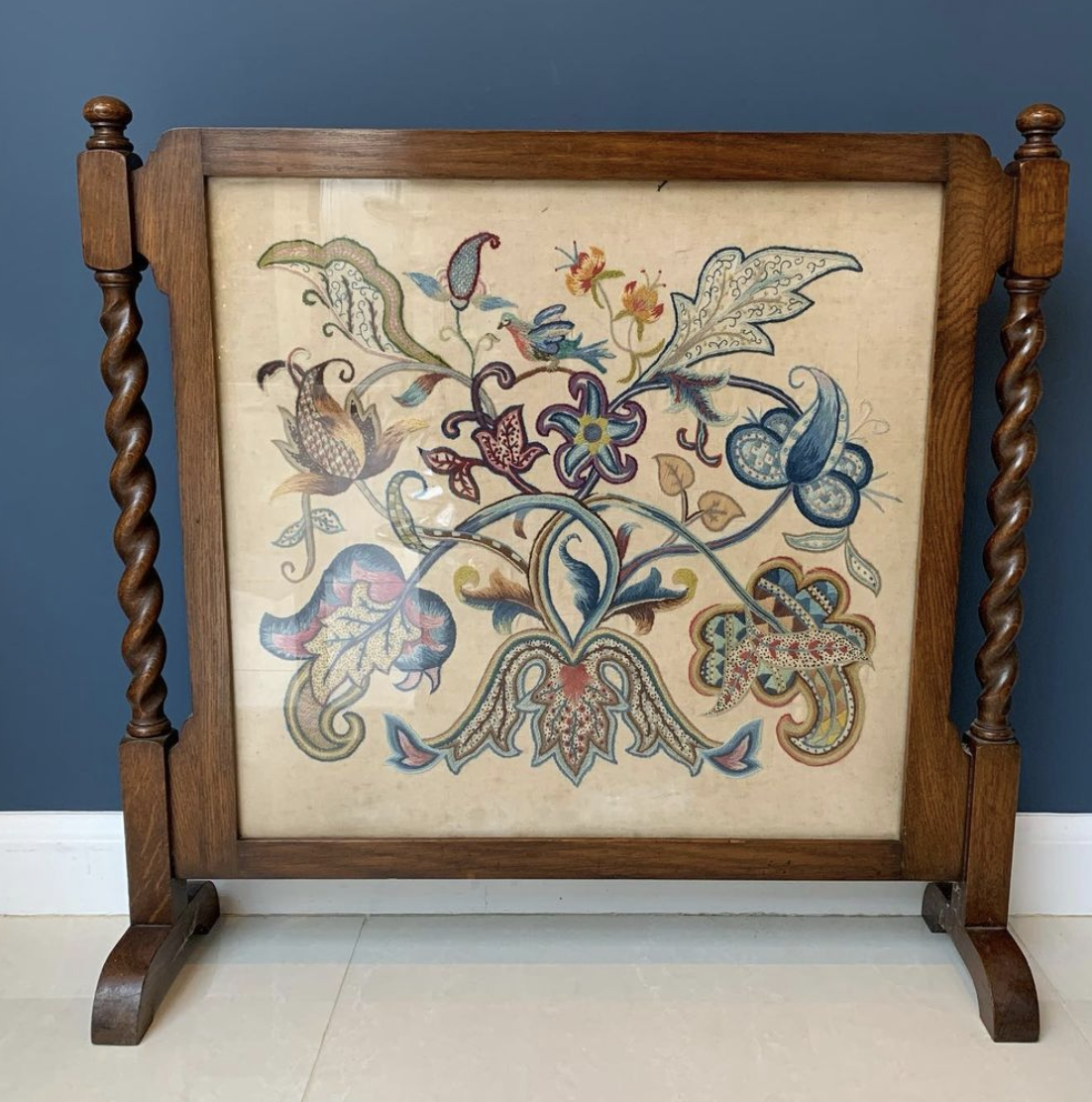 The Antiques Hound, Instagram