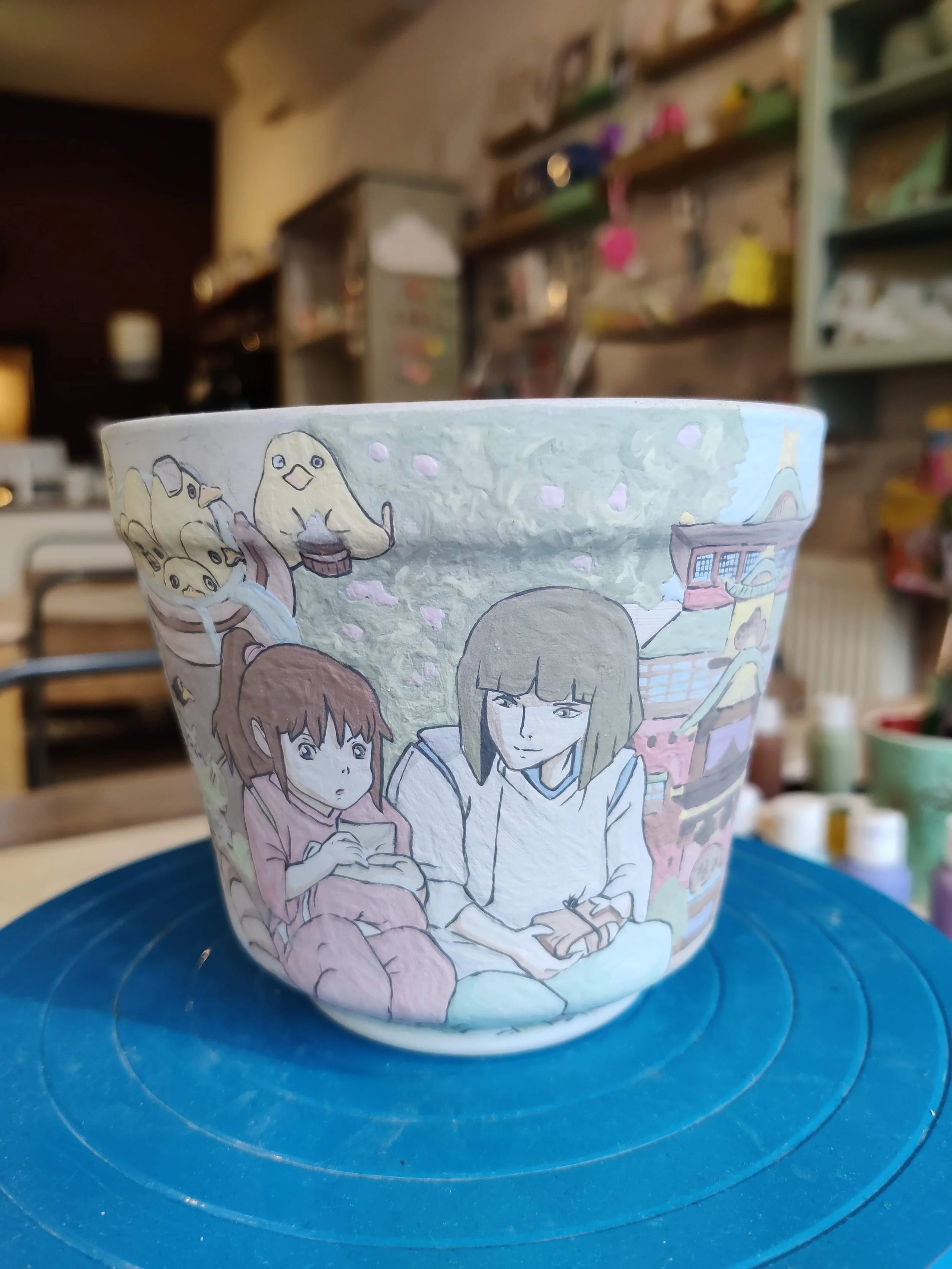 The plant pot before firing