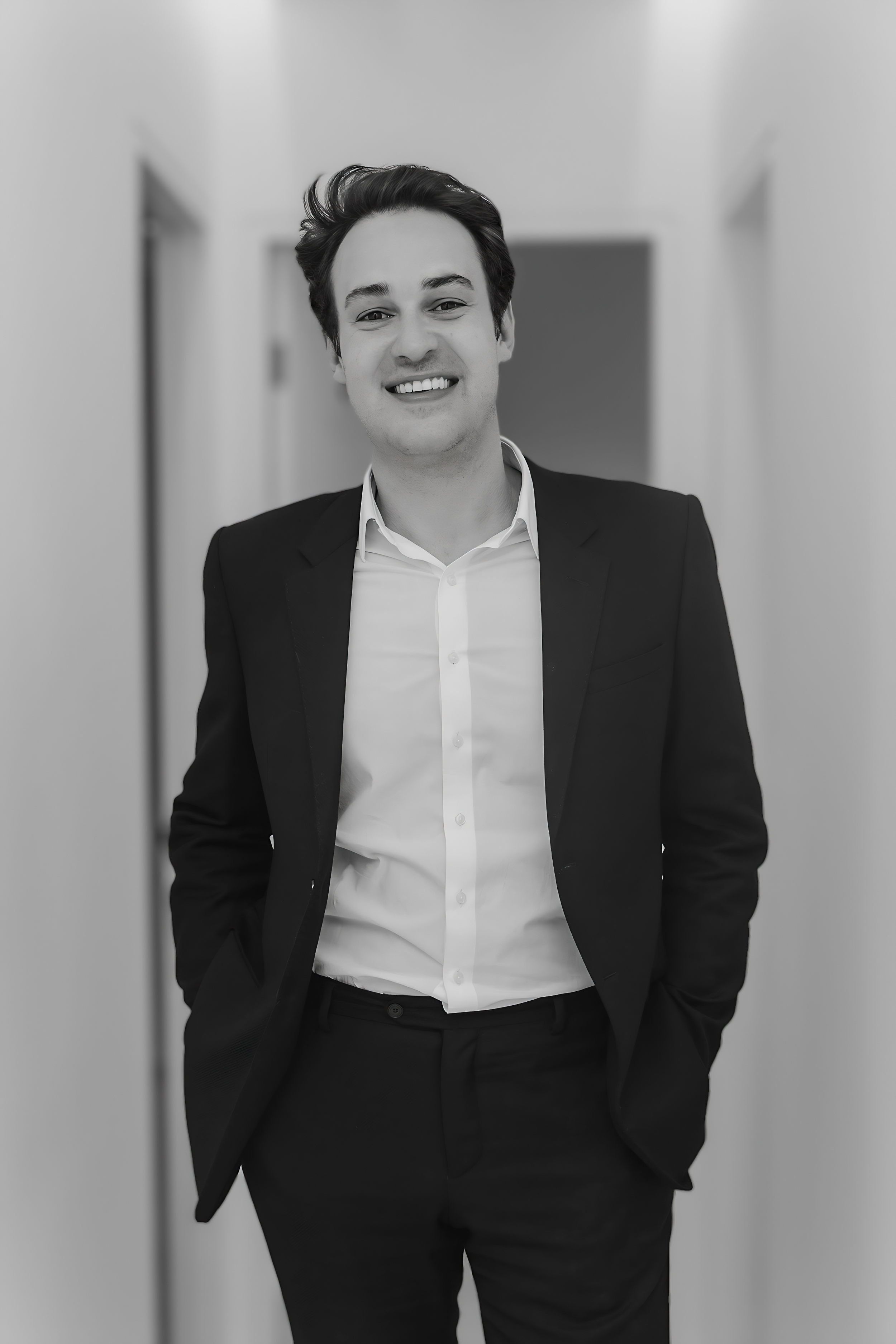 Dr Vinicius Pellissari