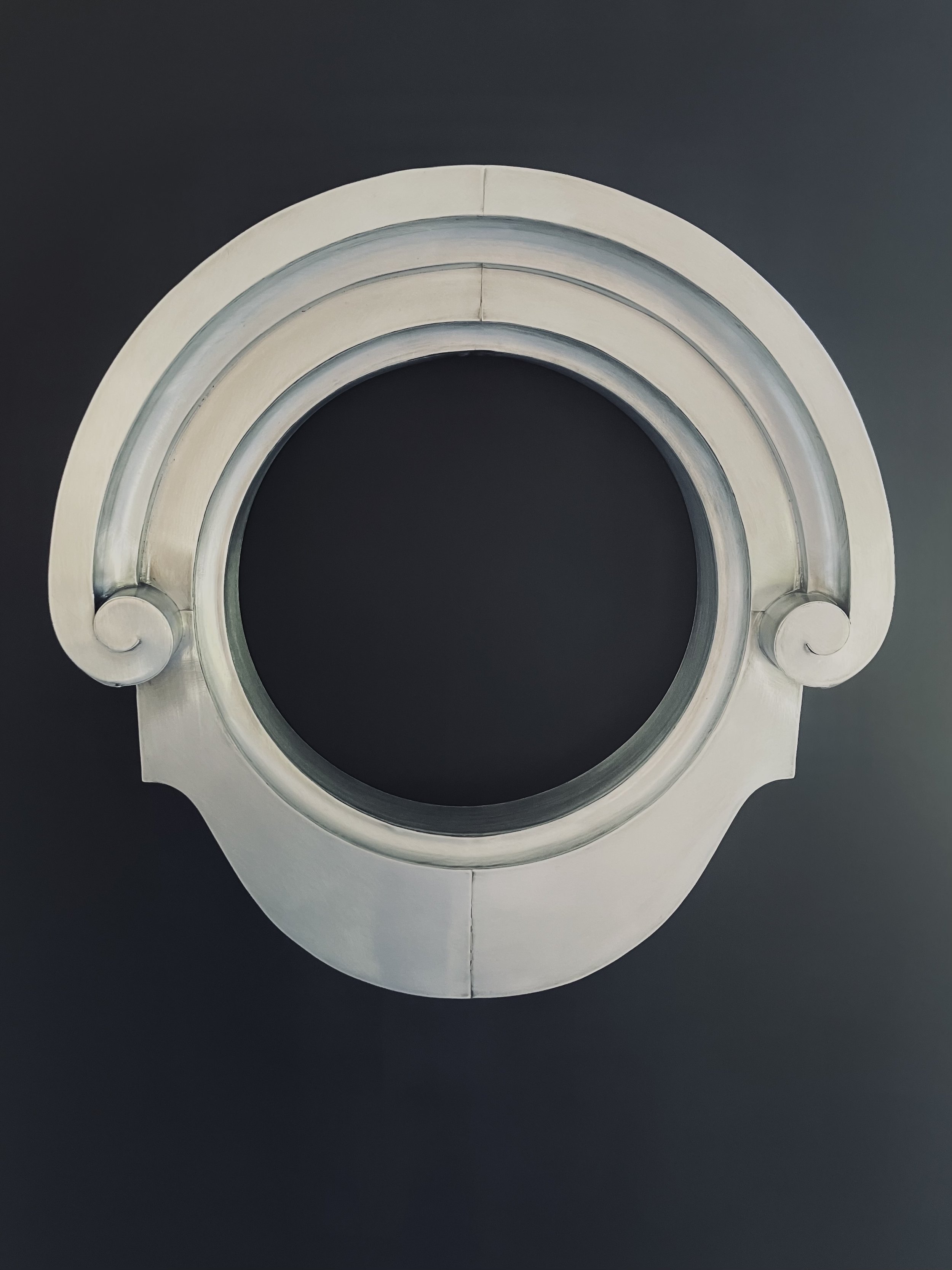 Oeil-de-boeuf en zinc naturel
- Modèle OBSR30
- Ouverture : ⌀ 30 cm