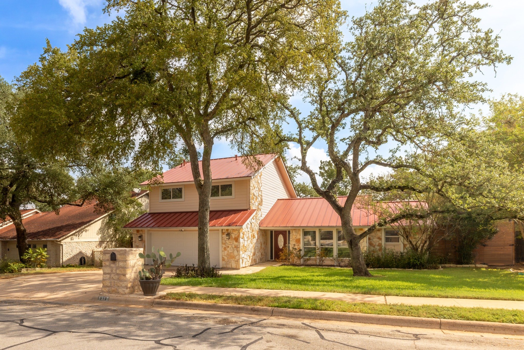 1317_Wilson_Heights_Drive_0003.jpeg