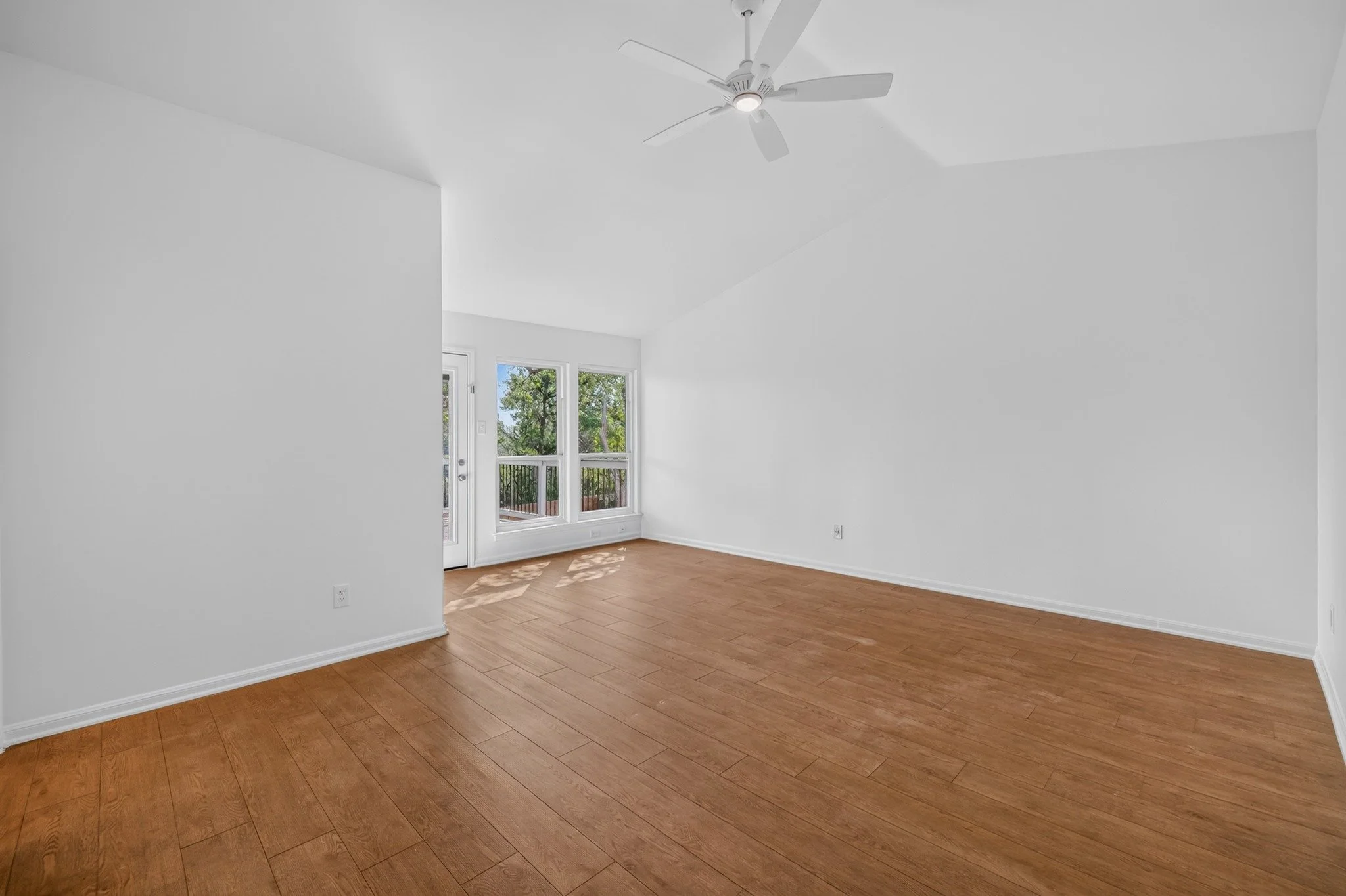 1317_Wilson_Heights_Drive_0021.jpeg