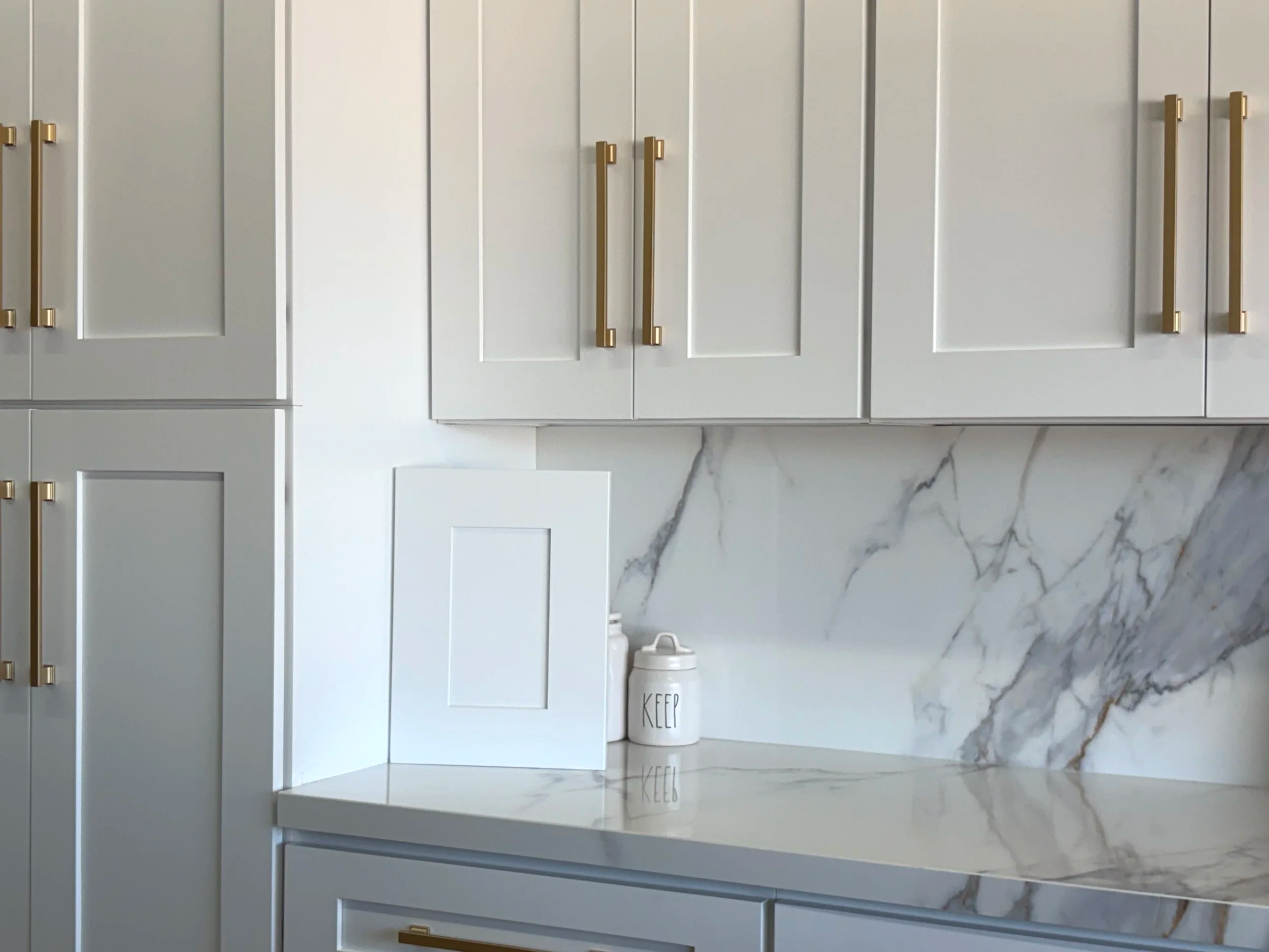 White Shaker