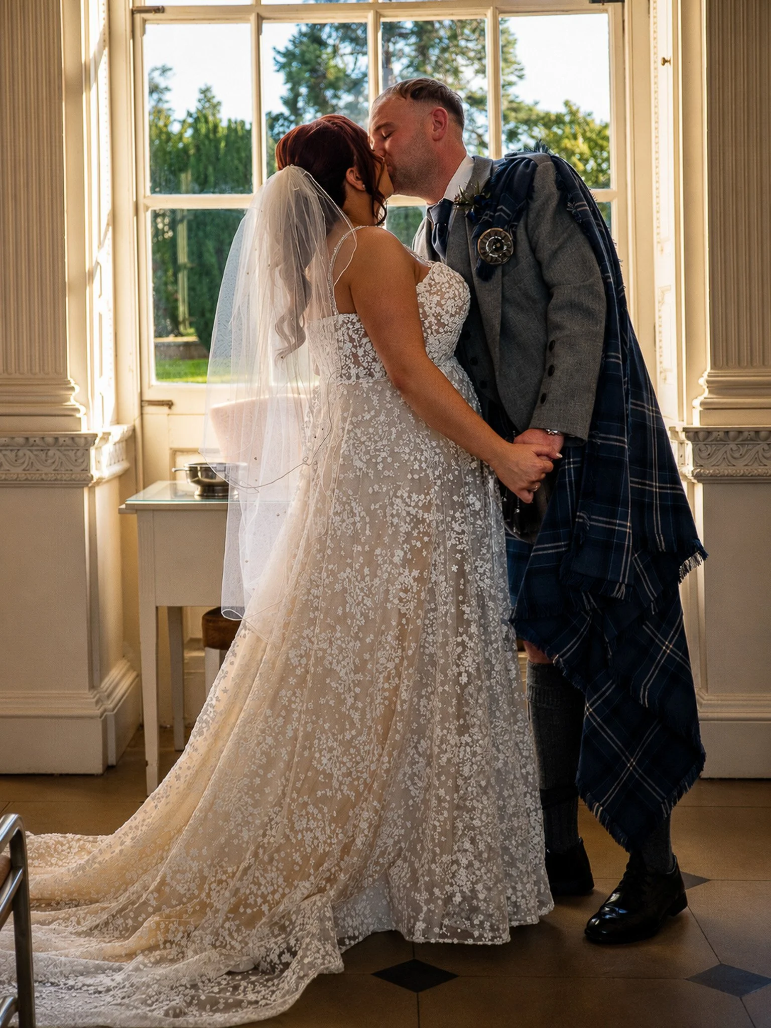 hollie and josh kissing.jpg