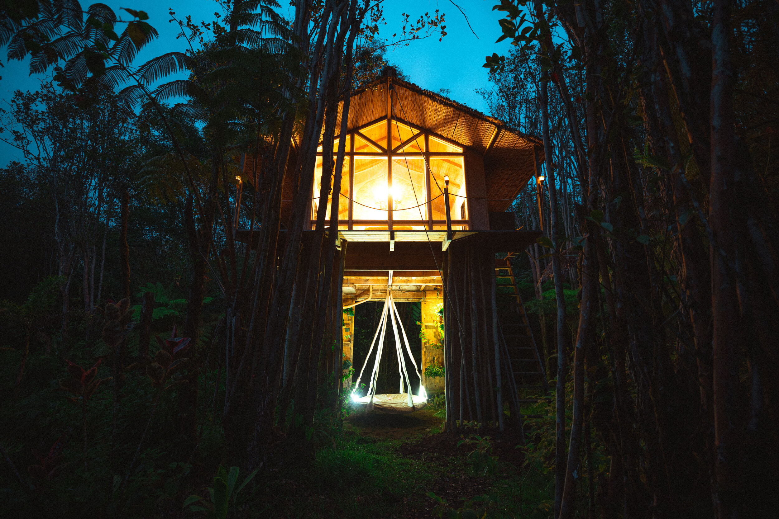 Big-Island-Treehouse-Hawaii-The-Mandagies-Vacation-House-9.jpg