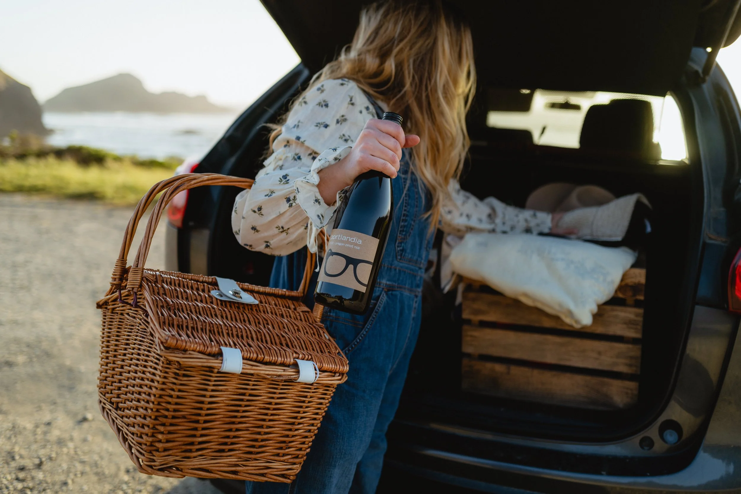Portlandia-Wine-Set-2-Myers-Creek-Beach-Picnic-2.jpg