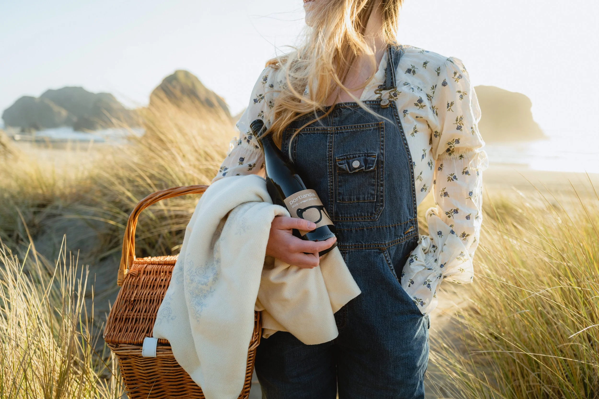 Portlandia-Wine-Set-2-Myers-Creek-Beach-Picnic-25.jpg