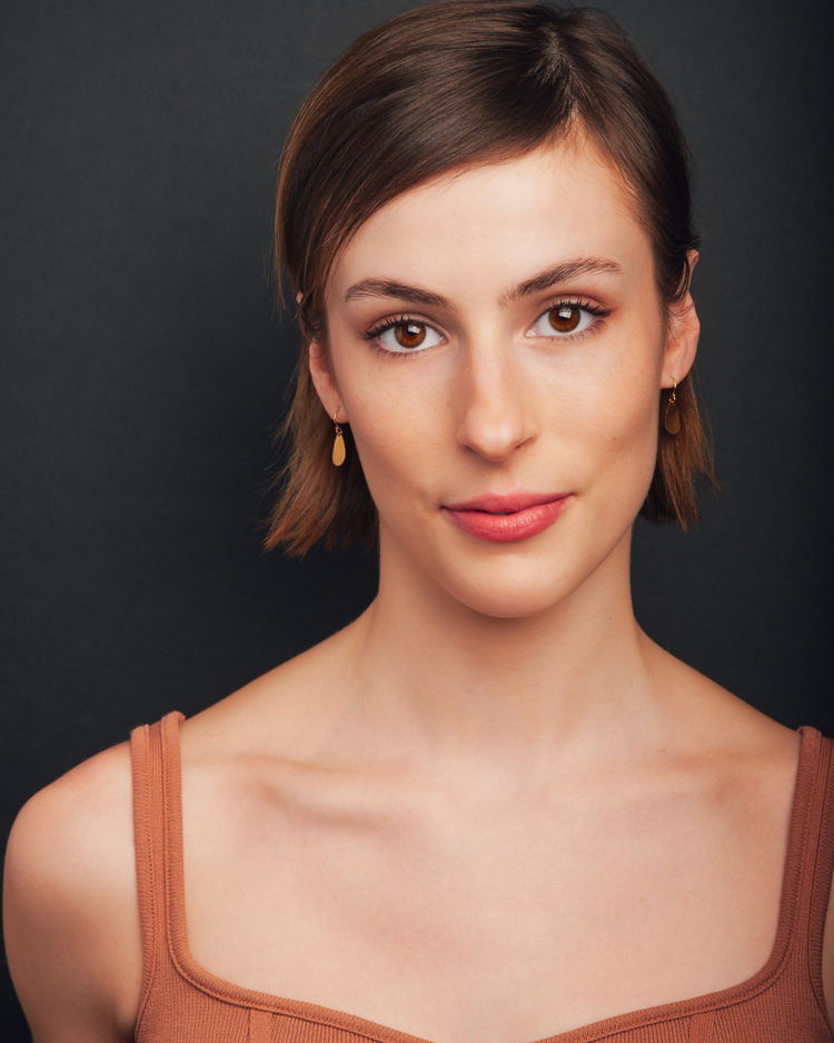 Erin Hicks