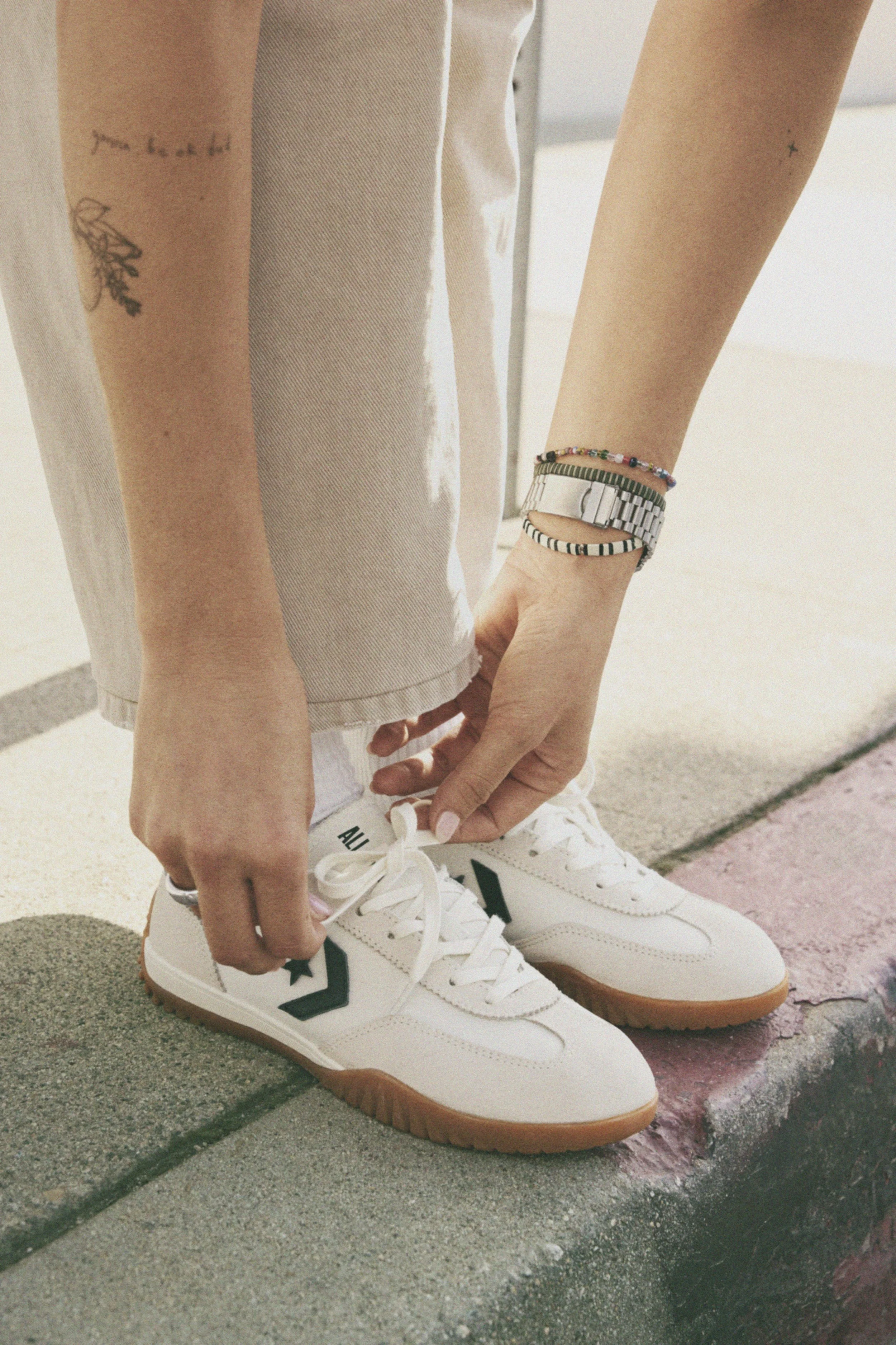 FA24_RUN-STAR-TRAINER_A08262C_BACK-TO-FALL_NEWNESS_4722_4110FC_B.jpg