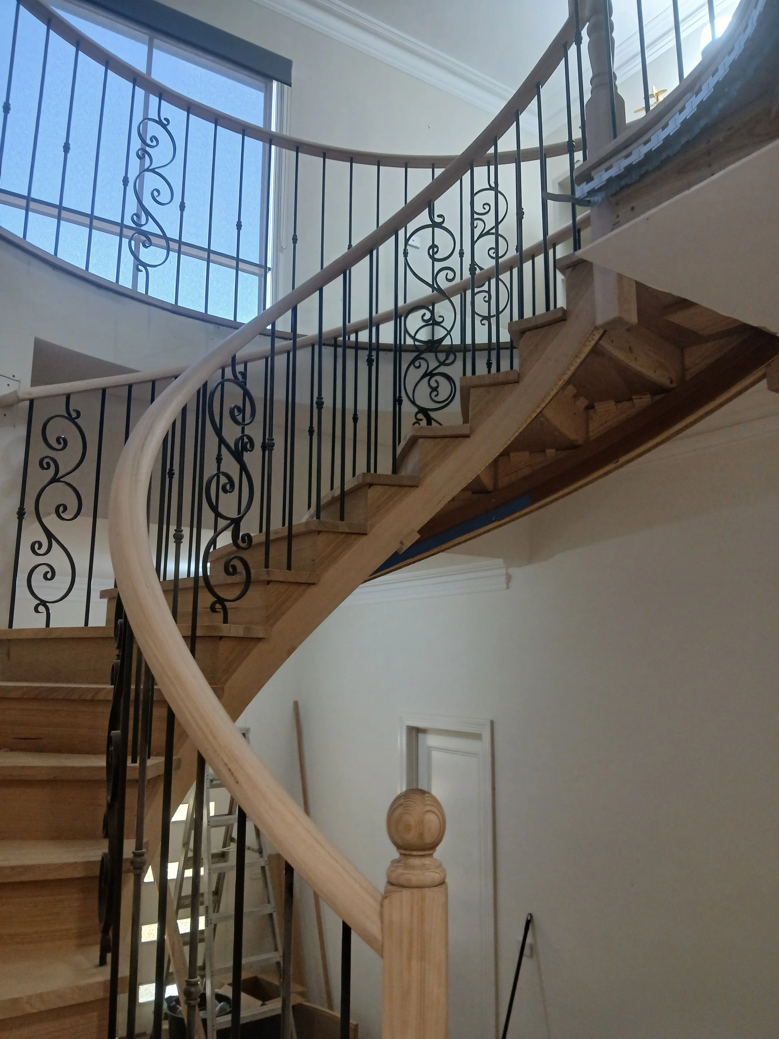dave and lana stair showing internal bal.jpg
